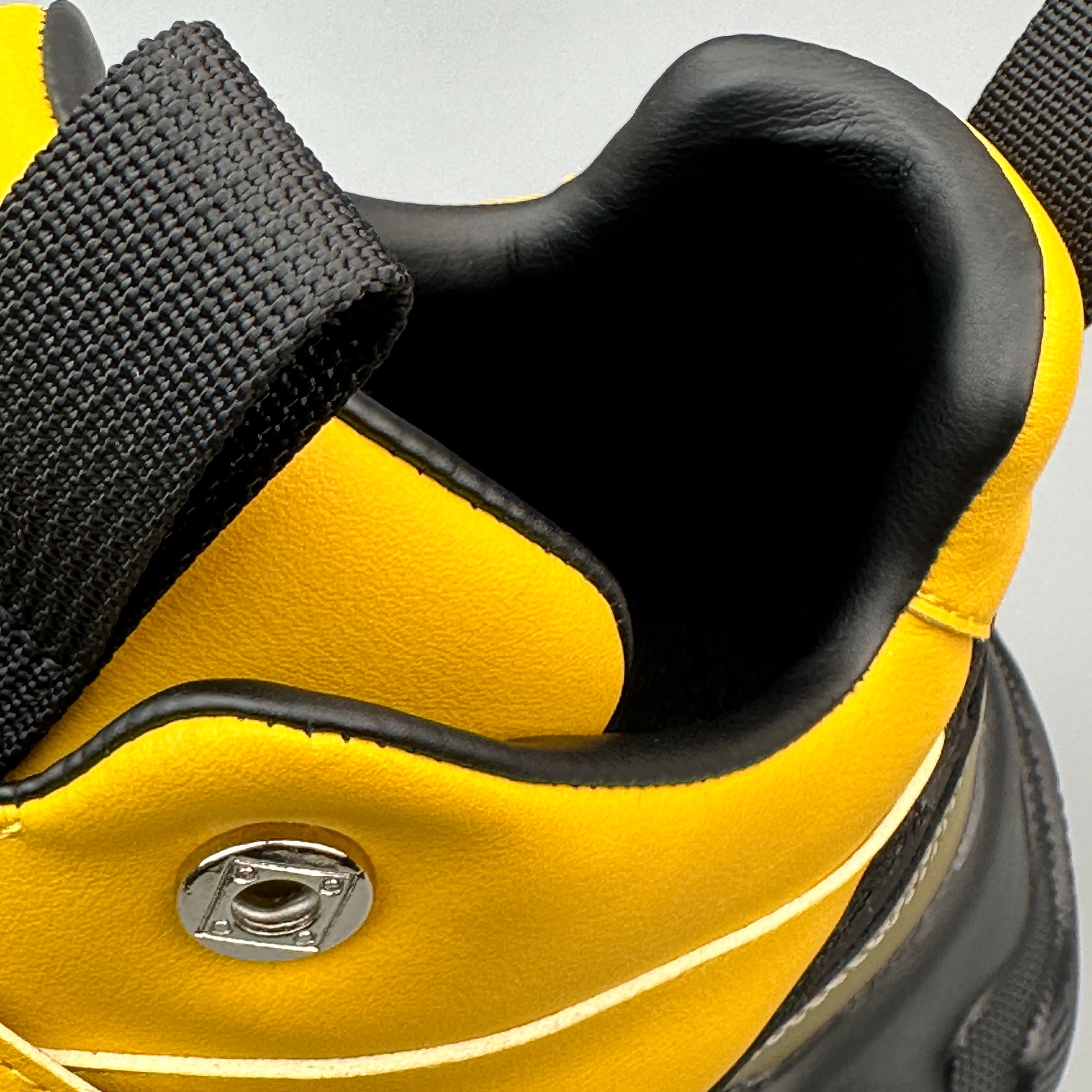 Hybriss MetalCore Black Yellow– Youth Winter Dad Shoes