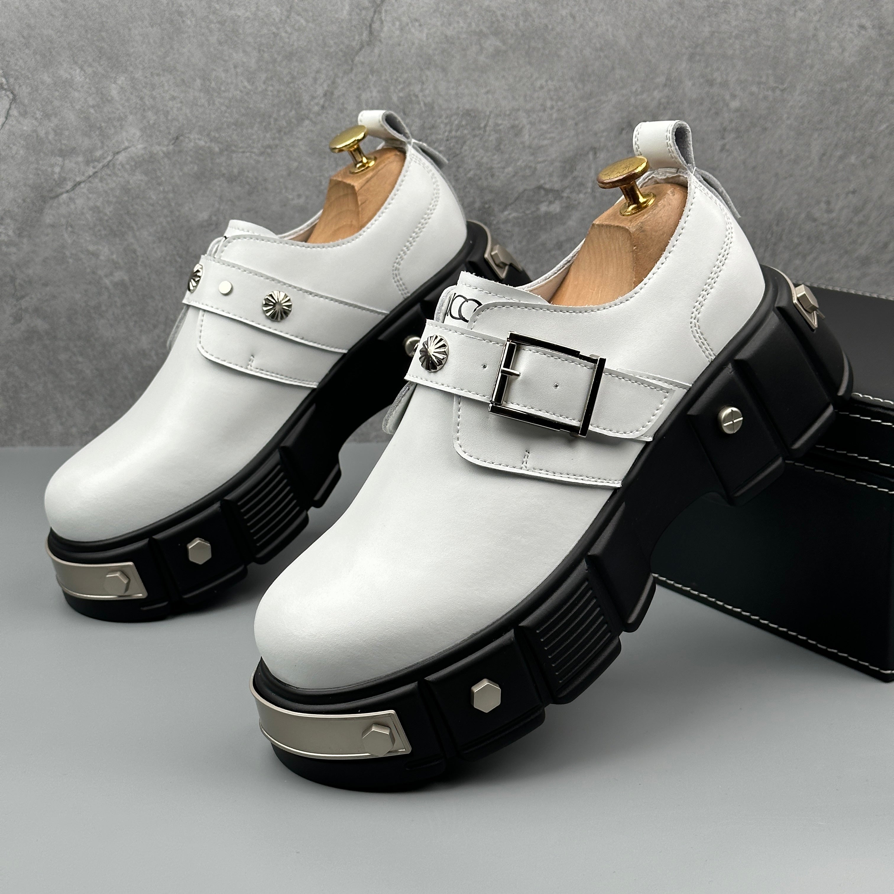 Hybriss Ironstride White– Casual Leather Shoes