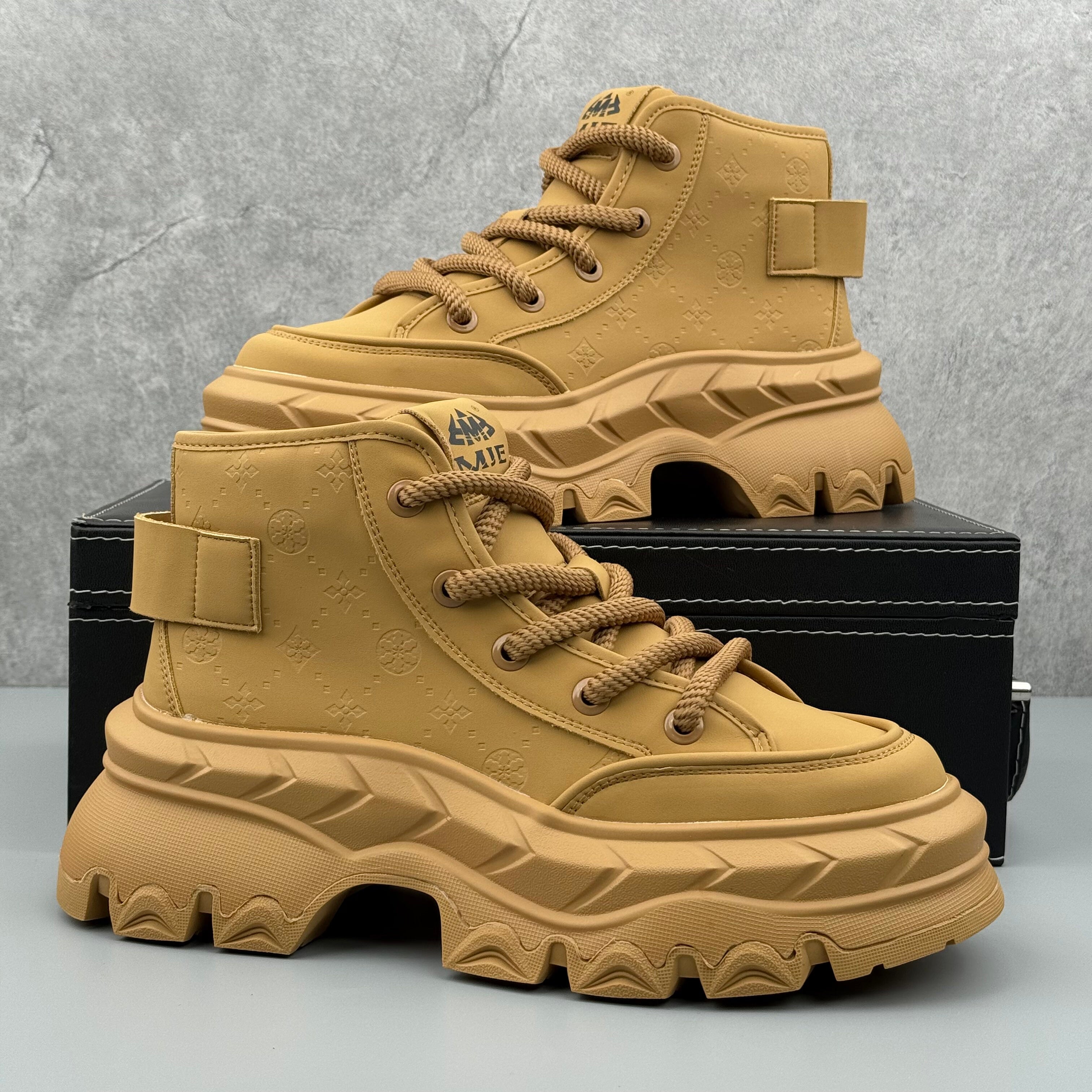 Hybriss Elevon Camel– Minimalistische Martin Boots