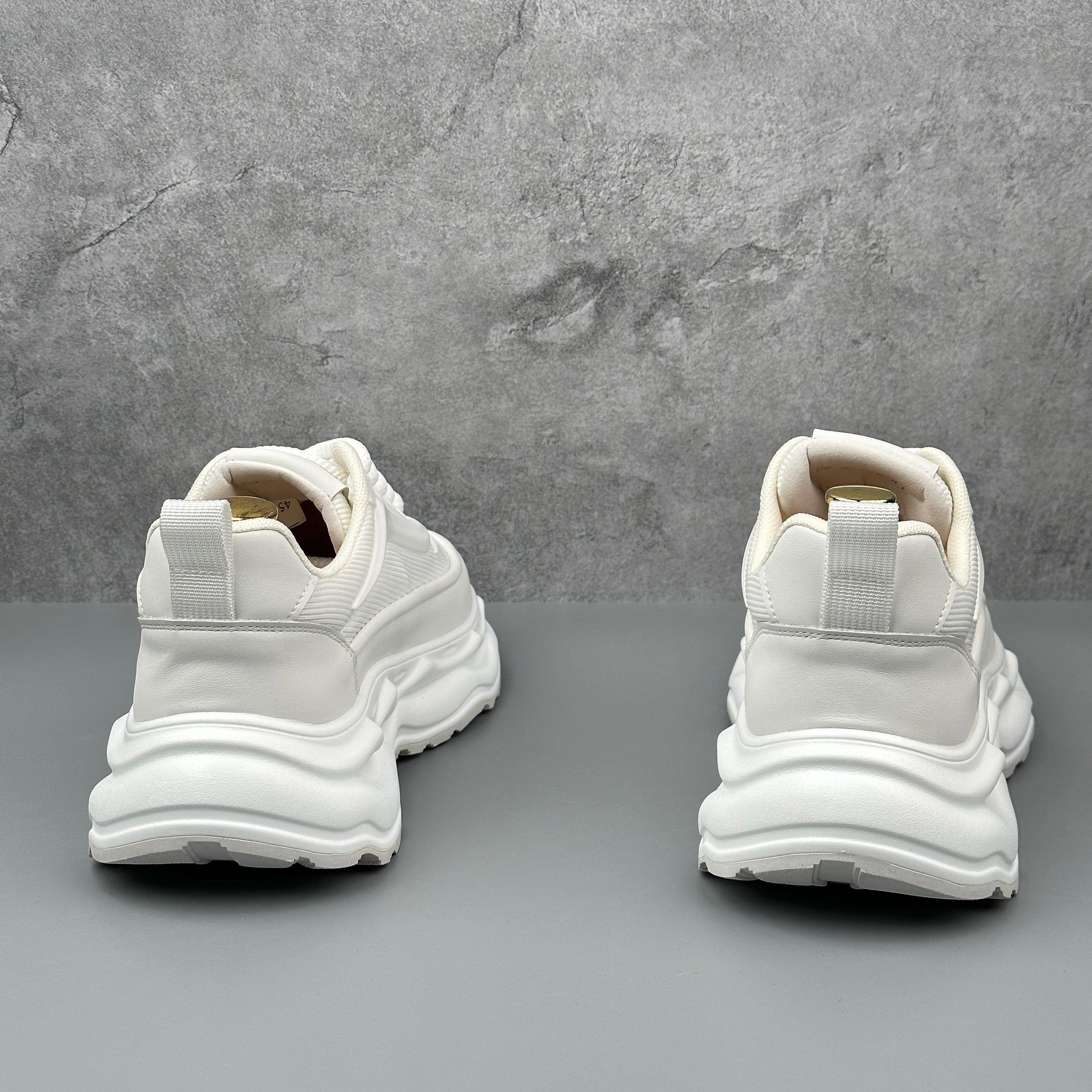 Hybriss ThreadBreath White– Casual Dad Shoes