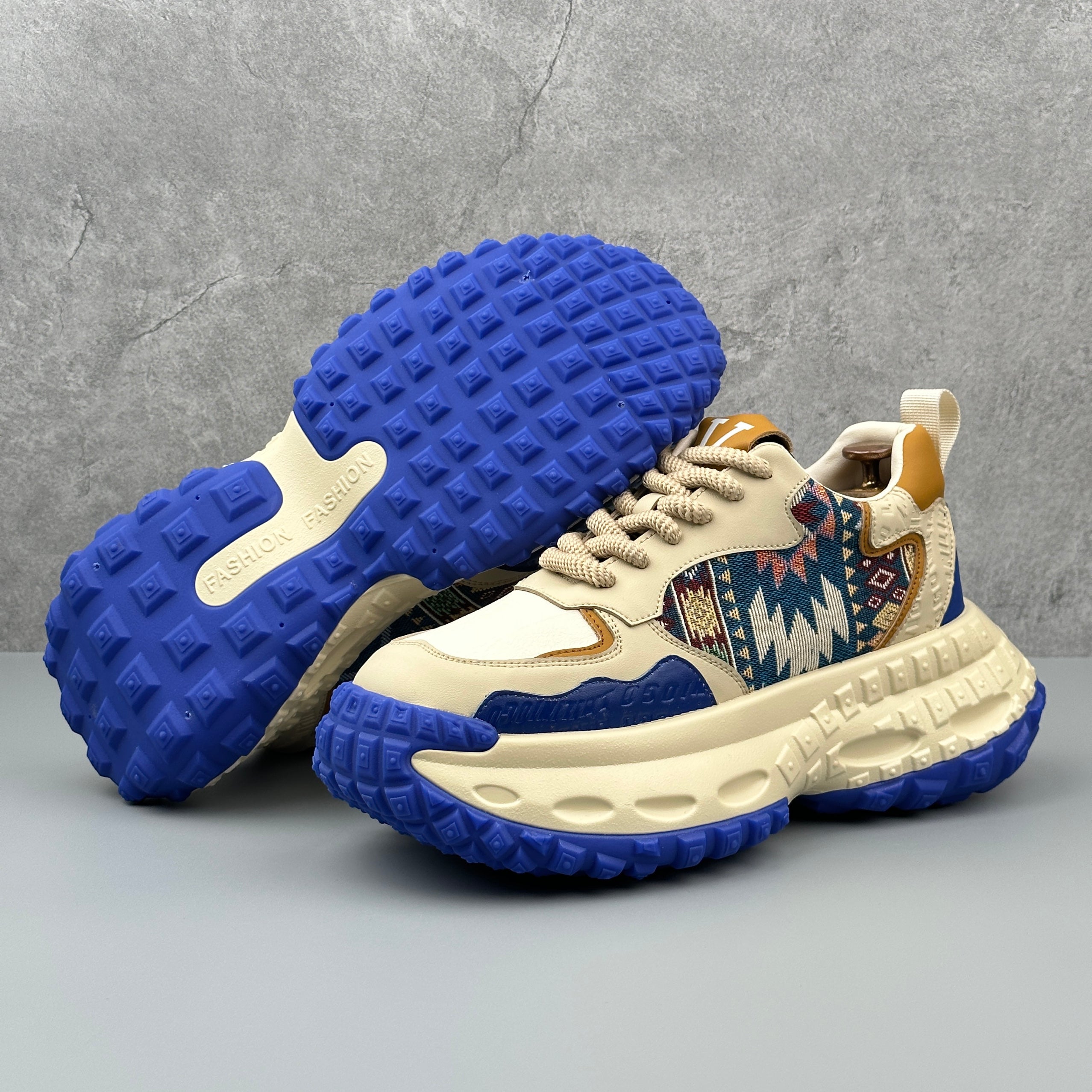 Hybriss EmbroRise Blue– Youth Dad Shoes