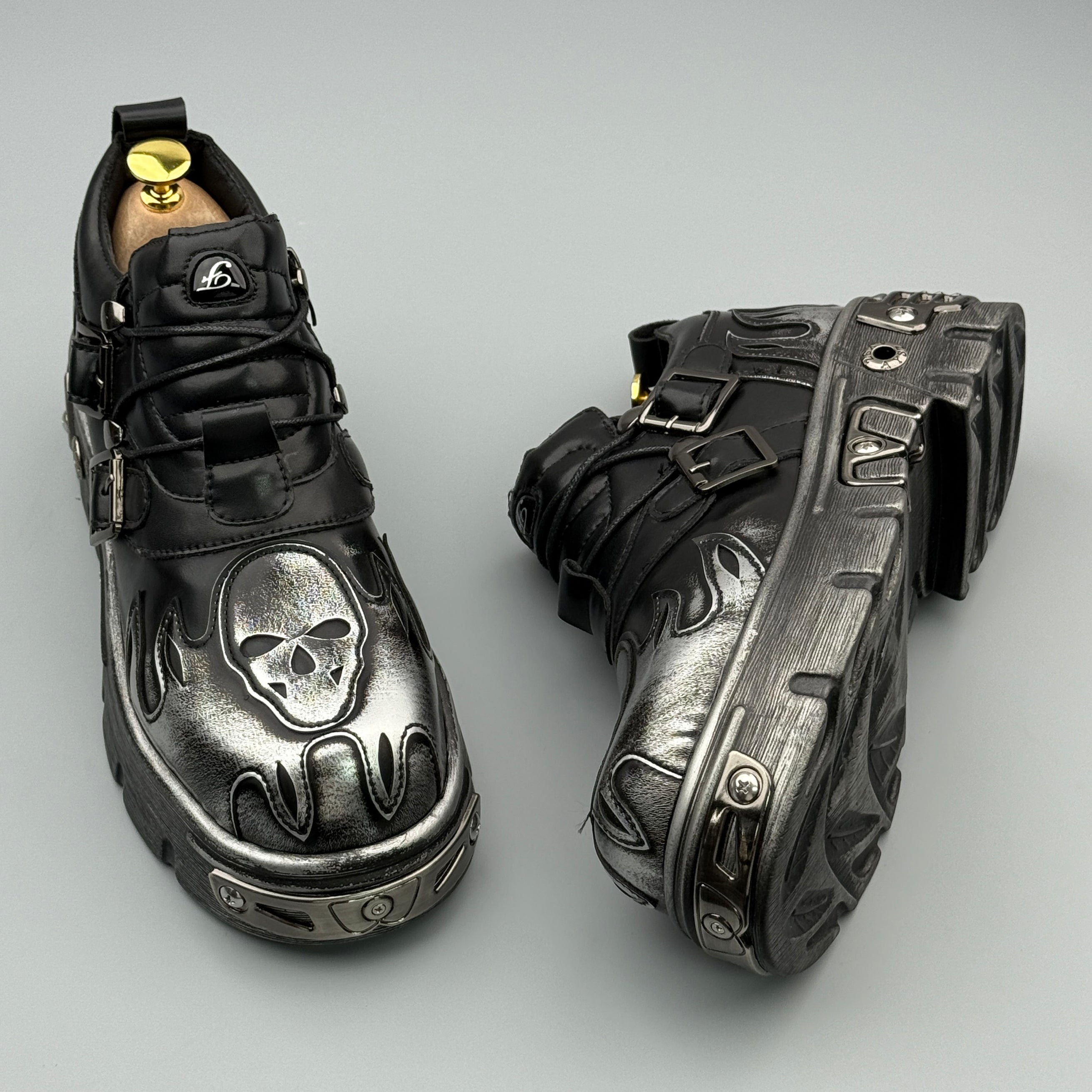 Hybriss Volt Silver– Punk Casual Leather Shoes