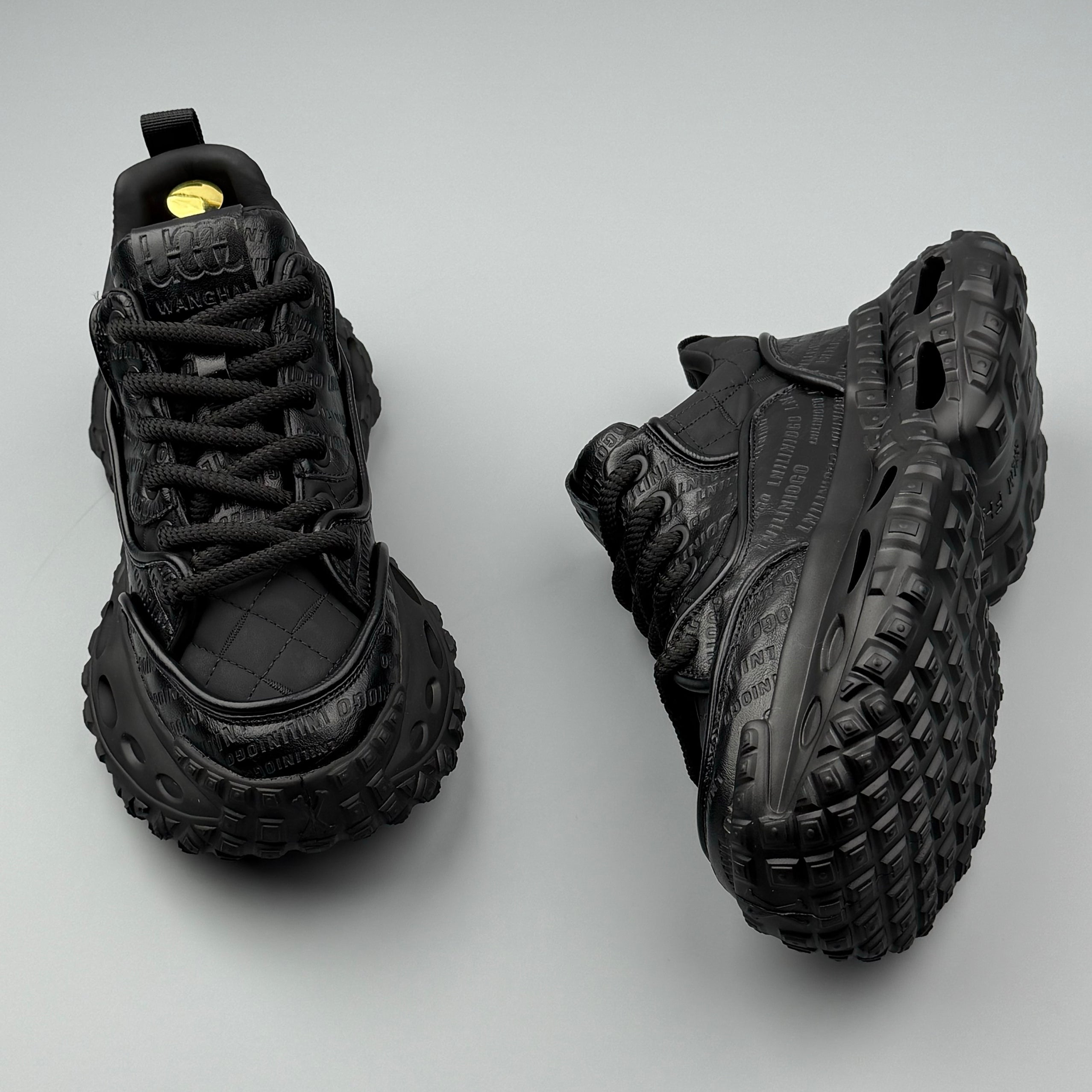 Hybriss Cabuncci ElevateCore Black– Youth Dad Shoes