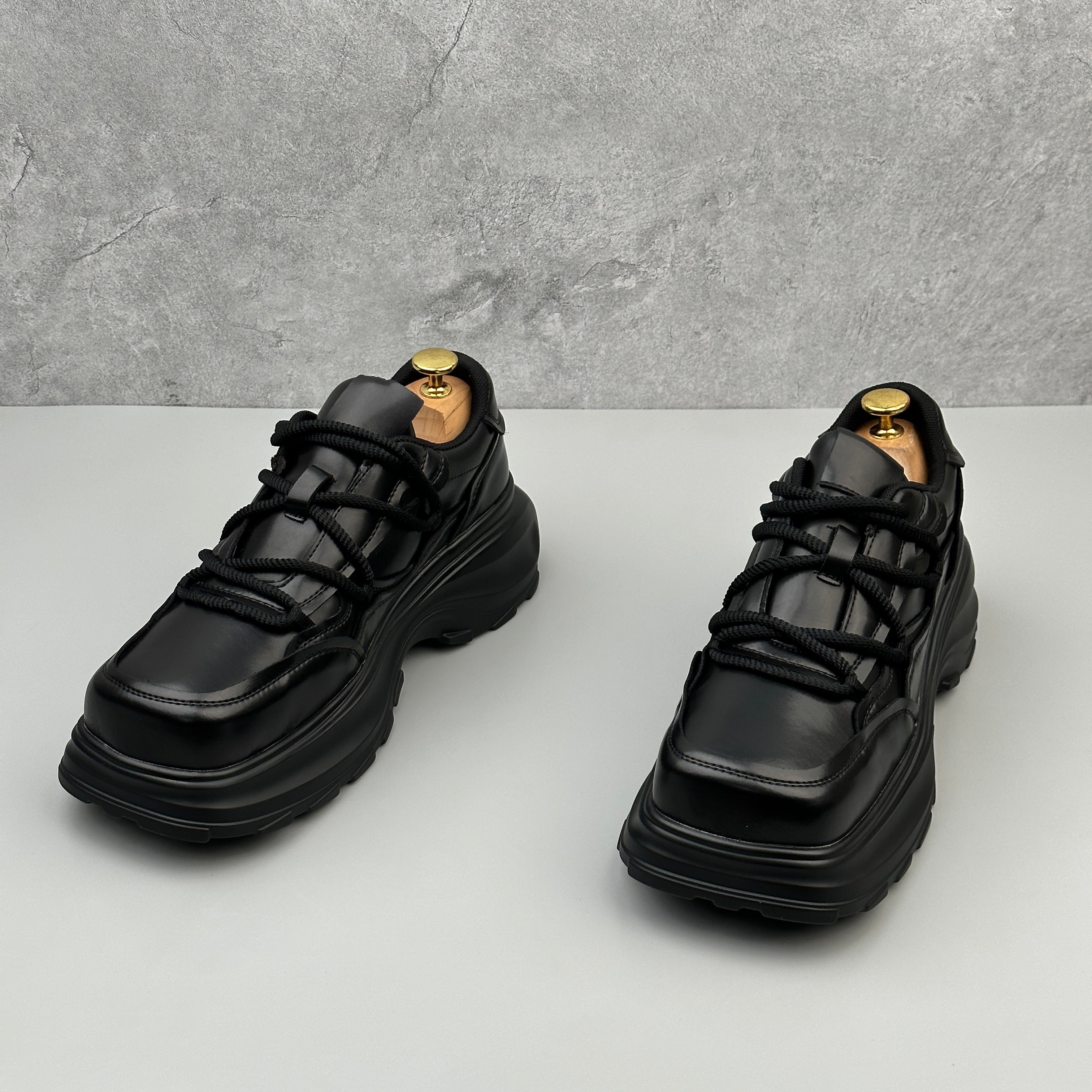 Hybriss Gridstep Black– Korean Dad Shoes