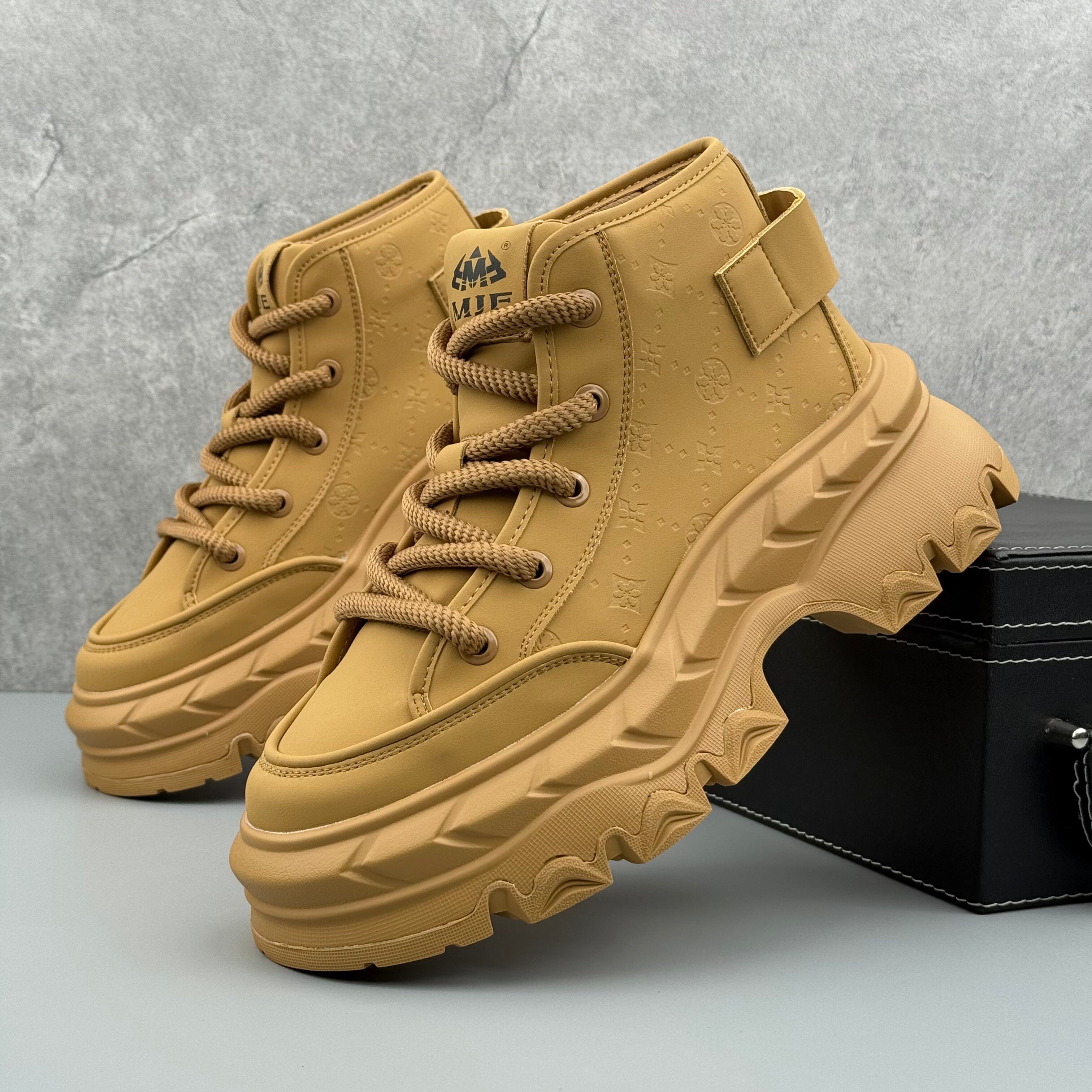 Hybriss Elevon Camel– Minimalistische Martin Boots