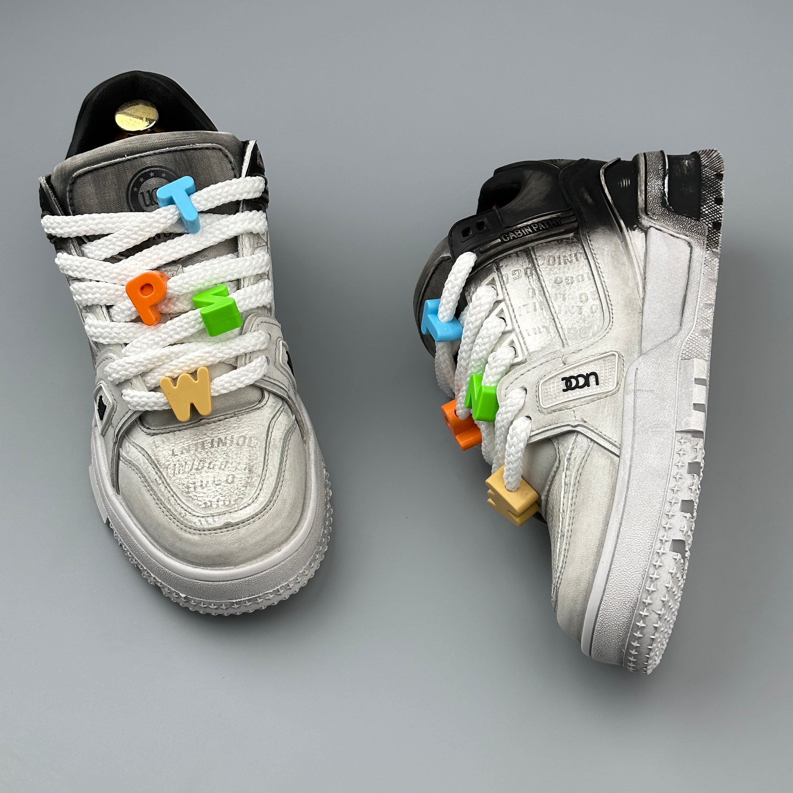 Hybriss EmbroCore Black White– PU & Mikrofaserleder Sneakers