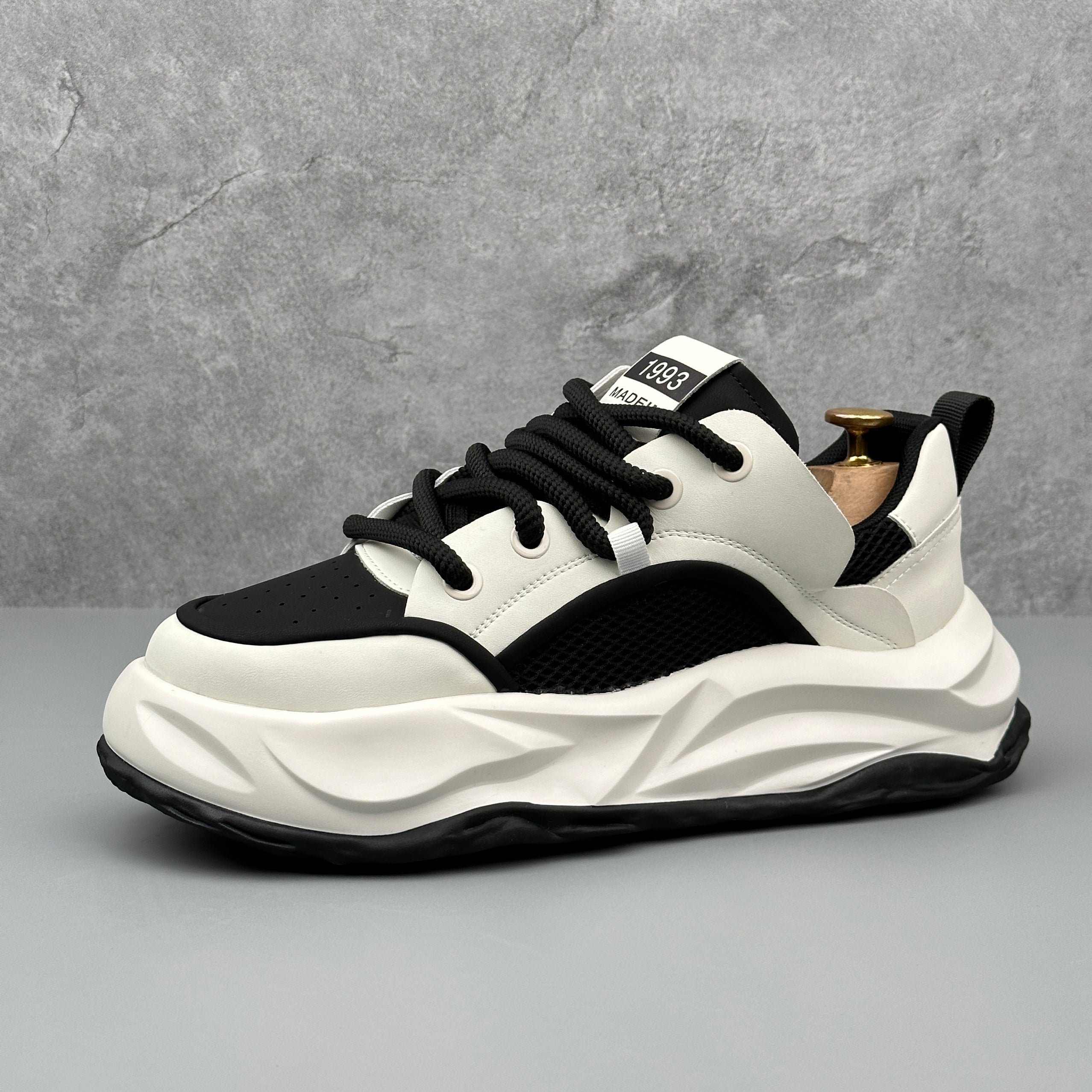 Hybriss PureStep   Black White– Youth Trend White Shoes