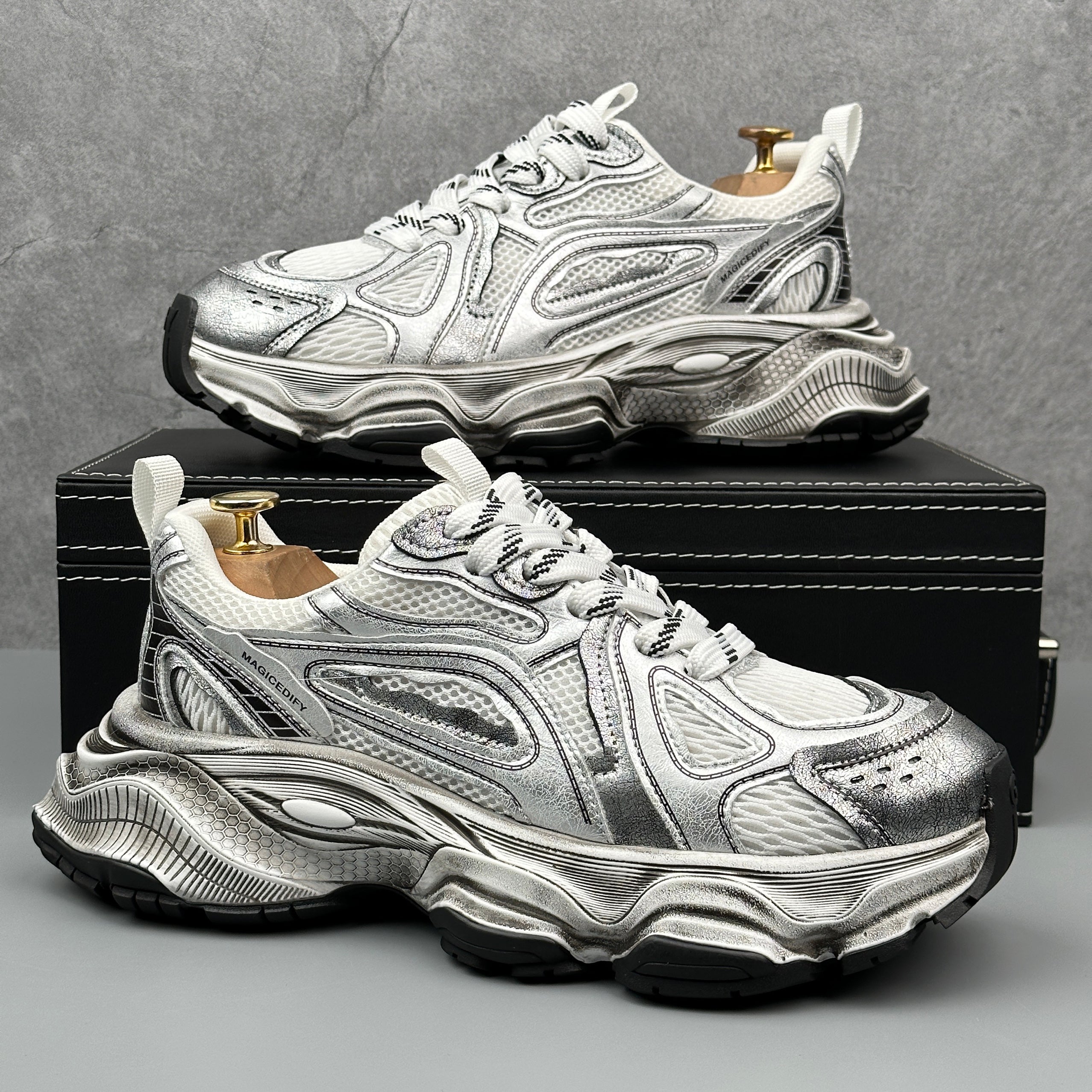 Hybriss Cabuncci RetroFit– Retro Dad Shoes