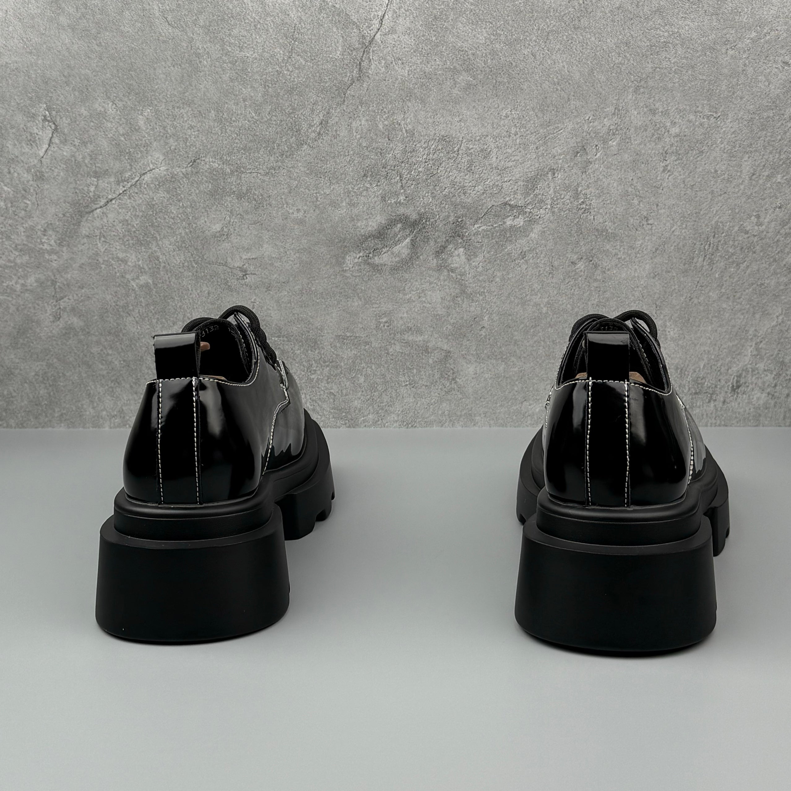 Hybriss Blackwell– British Square-Toe Leather Shoes