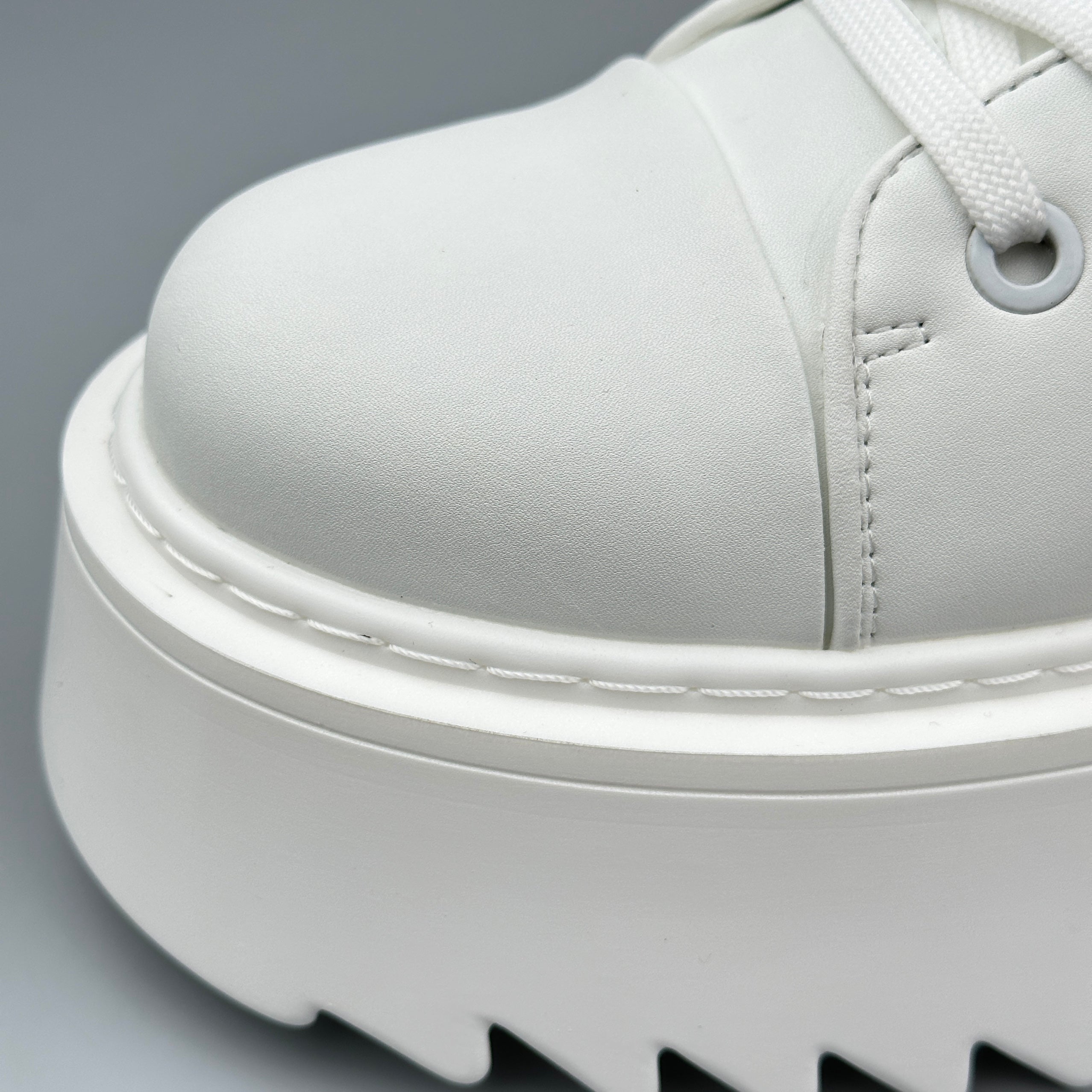 Hybriss Vortex White– Korean Style High-Top Boots