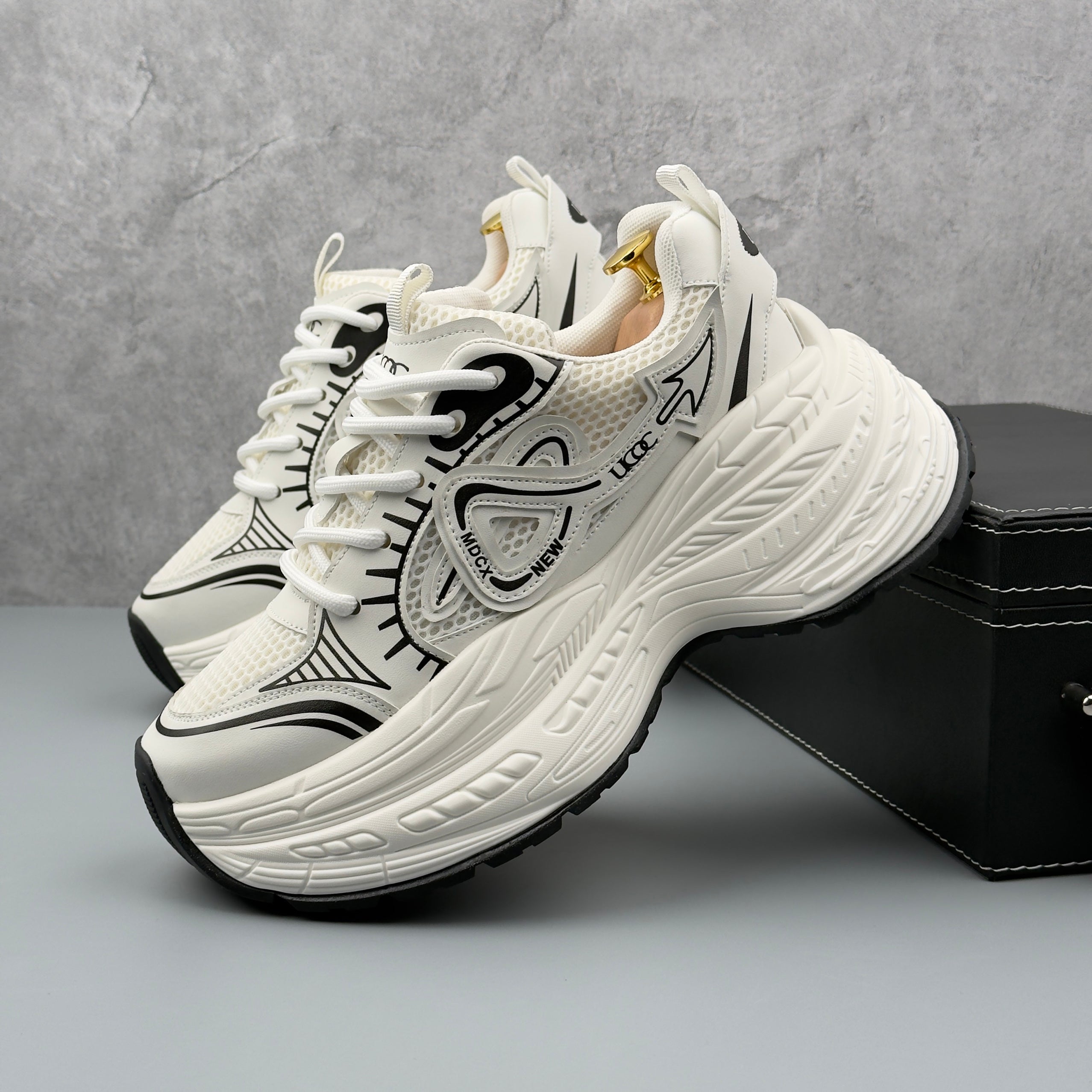 Hybriss UCoc PlainRise White– Youthful Dad Shoes