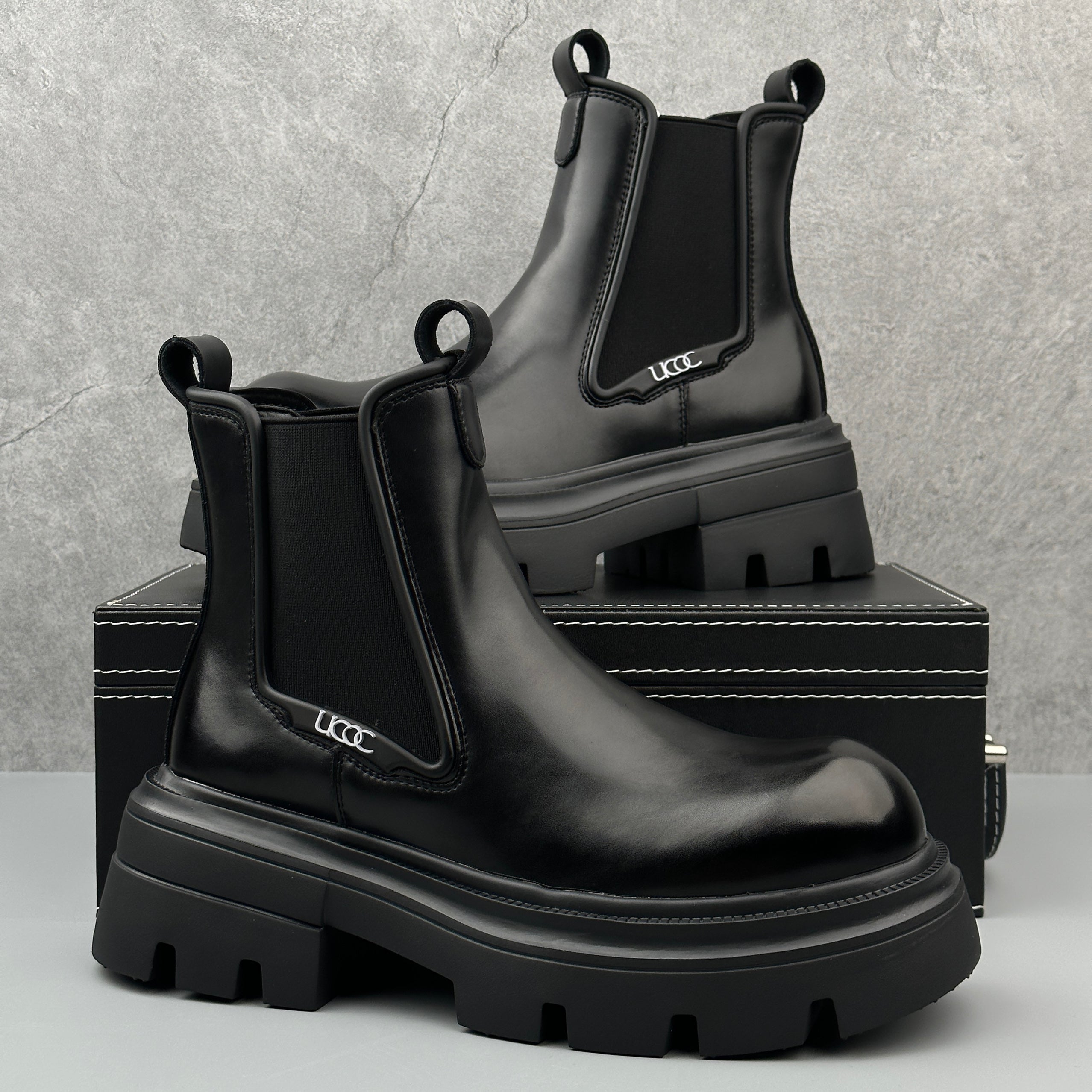 Hybriss Dominion– Mid-Ankle Chelsea Boots