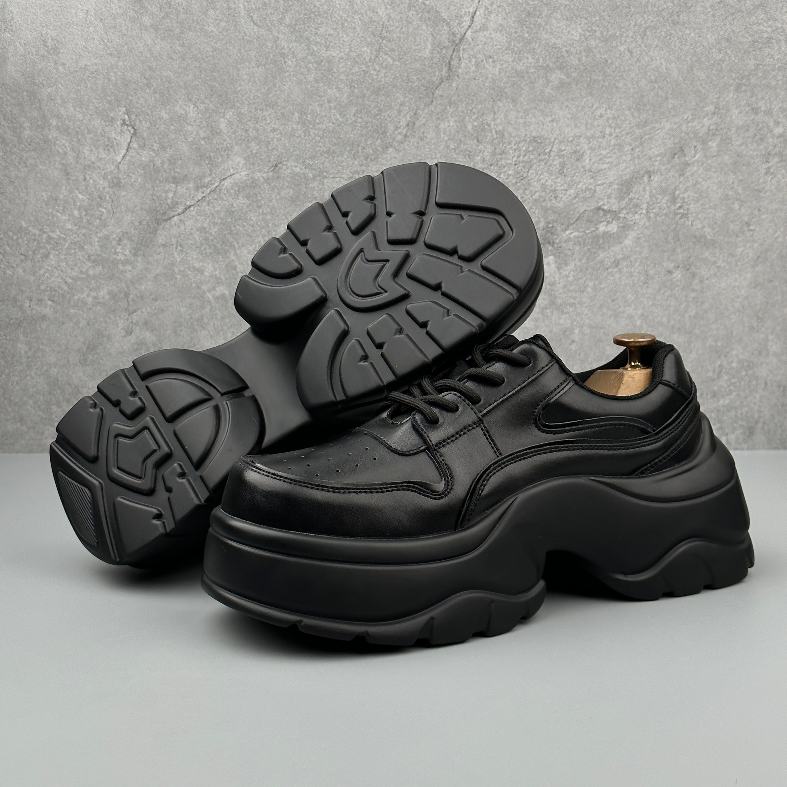 Hybriss Leisure Rise Black– Casual Leather Shoes