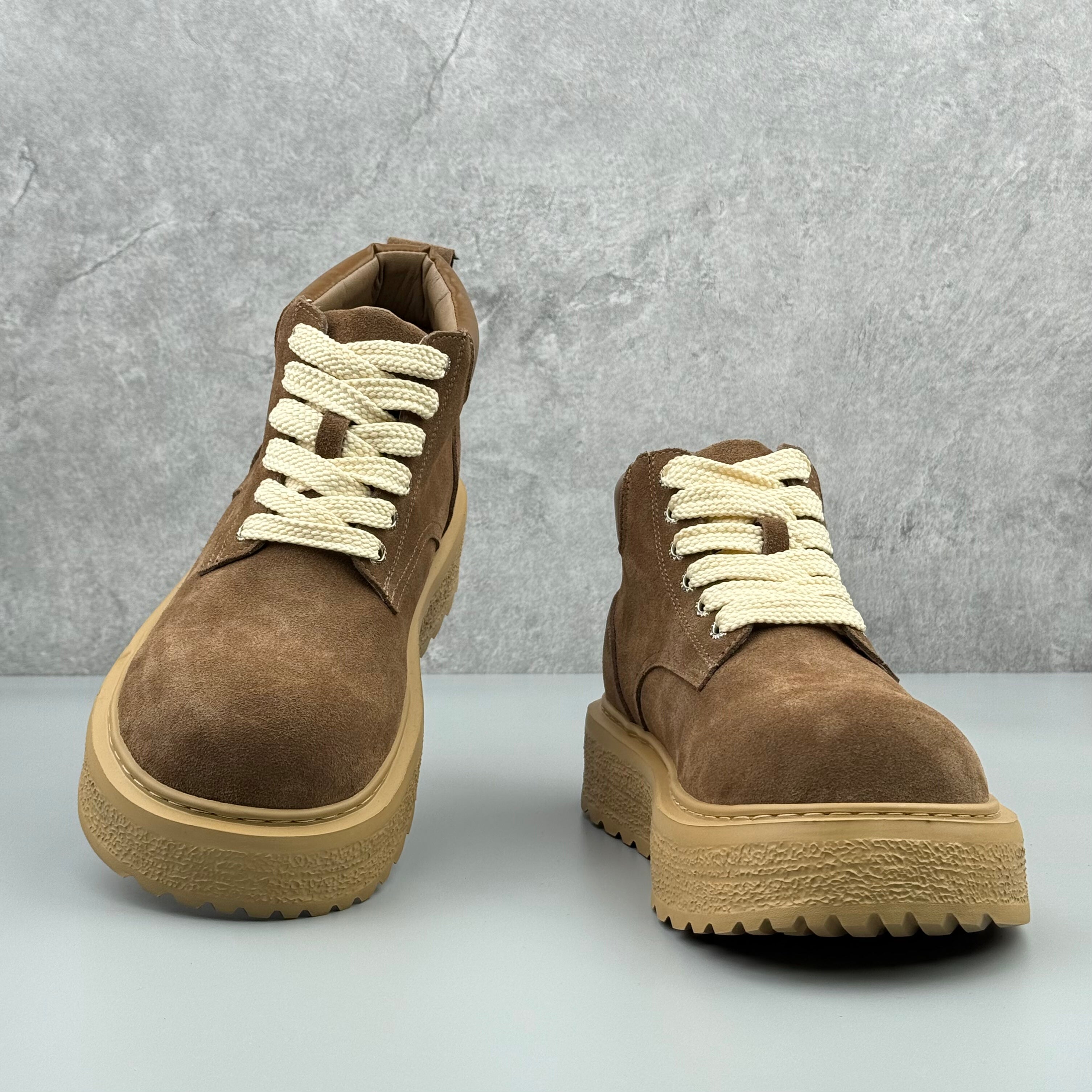 Hybriss VelvetNubuckMartin Camel– Short‑Tube Nubuck Leather Martin Boots