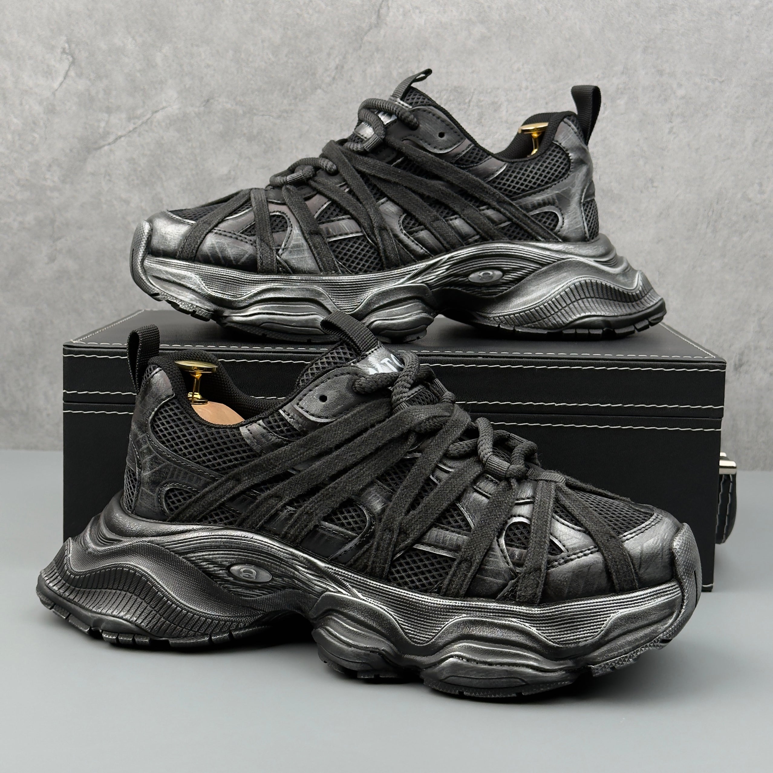 Hybriss AeroWeave Black– Breathable Summer Dad Shoes