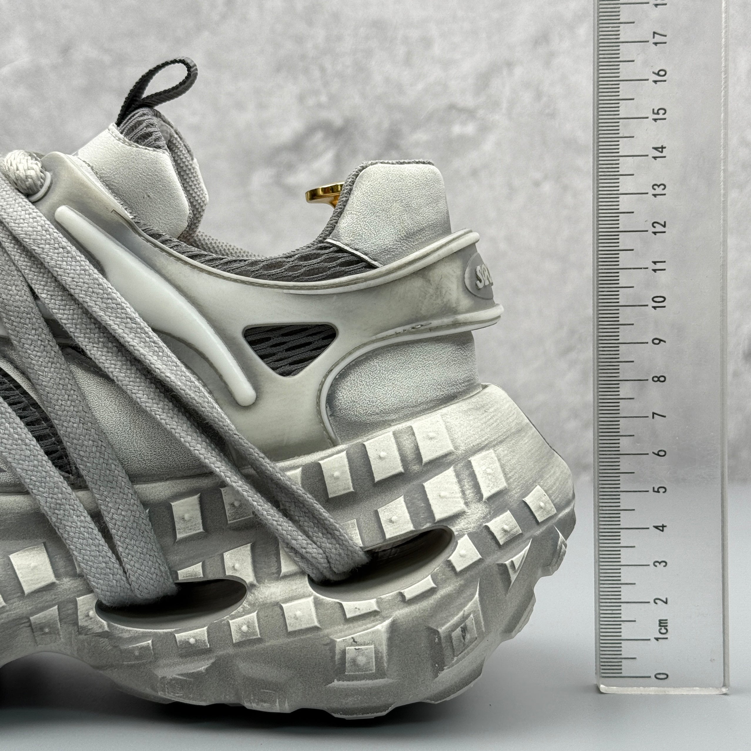 Hybriss UCOC ThreadLift– Retro Dad Shoes