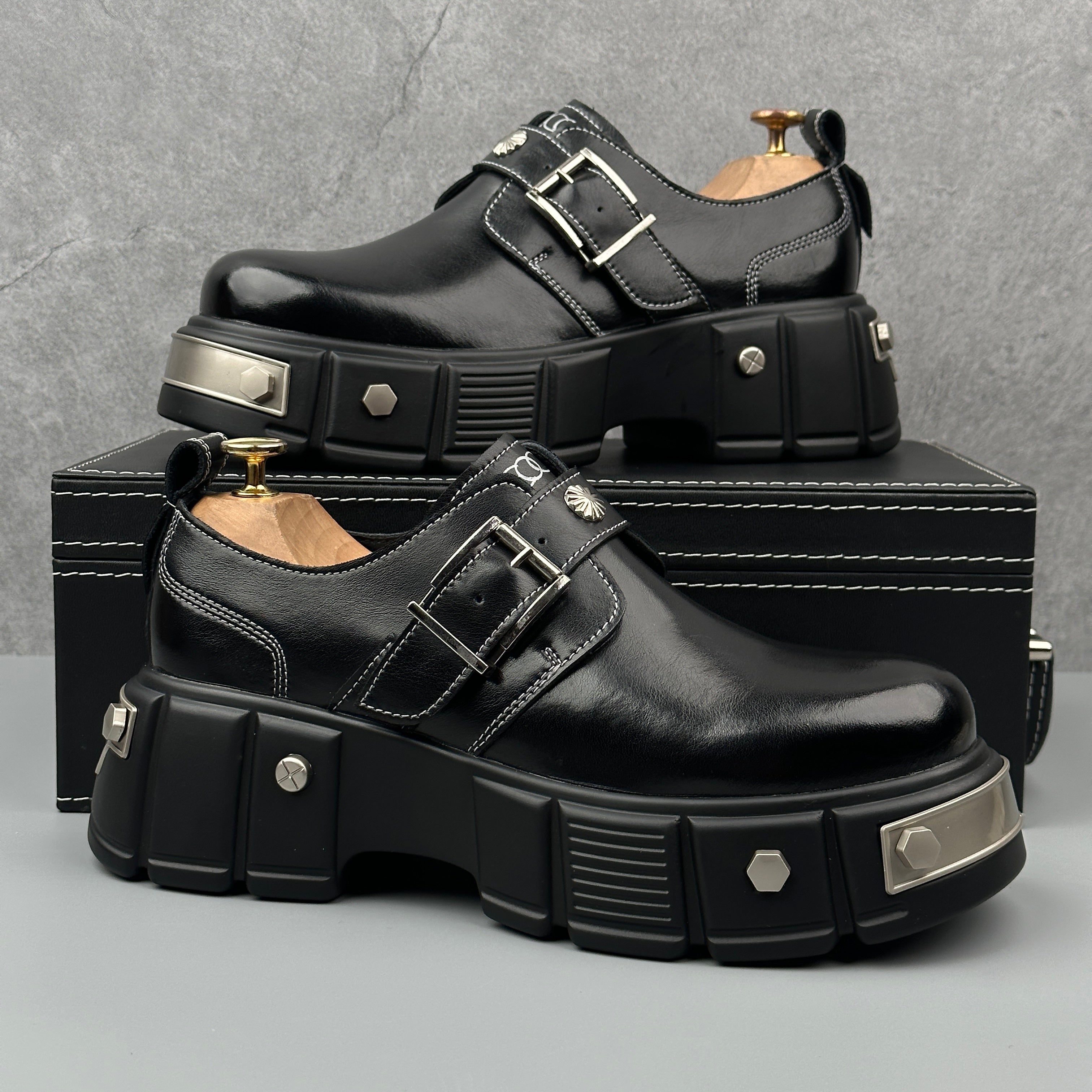 Hybriss Ironstride Black– Casual Leather Shoes