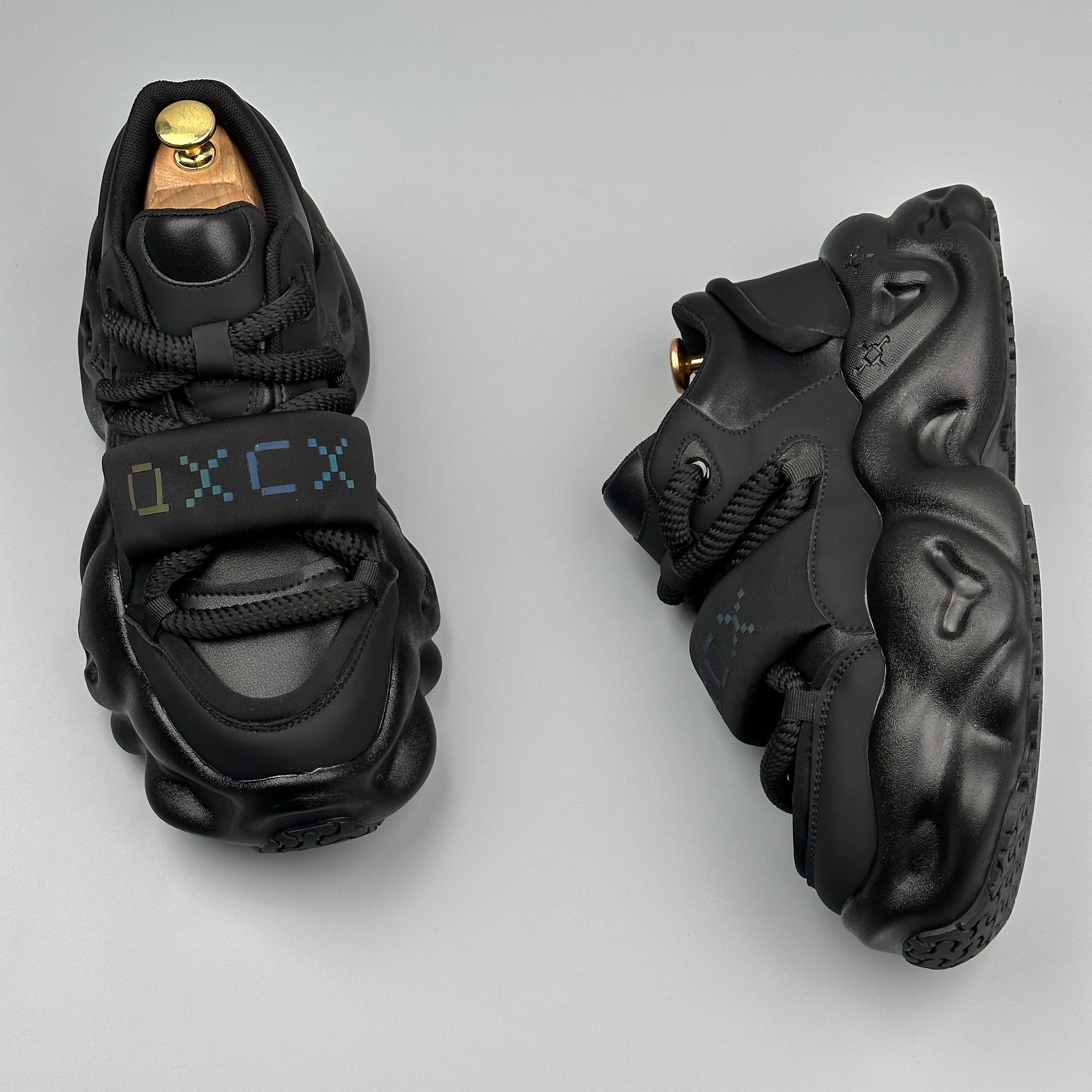 Hybriss WeaveCore Black– Youth Dad Shoes