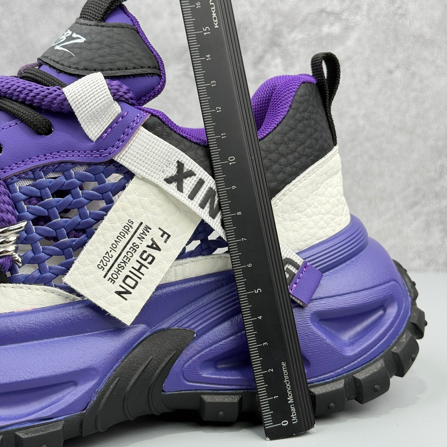 Hybriss Cyber-Gel Hollow-Out Dad Sneaker
