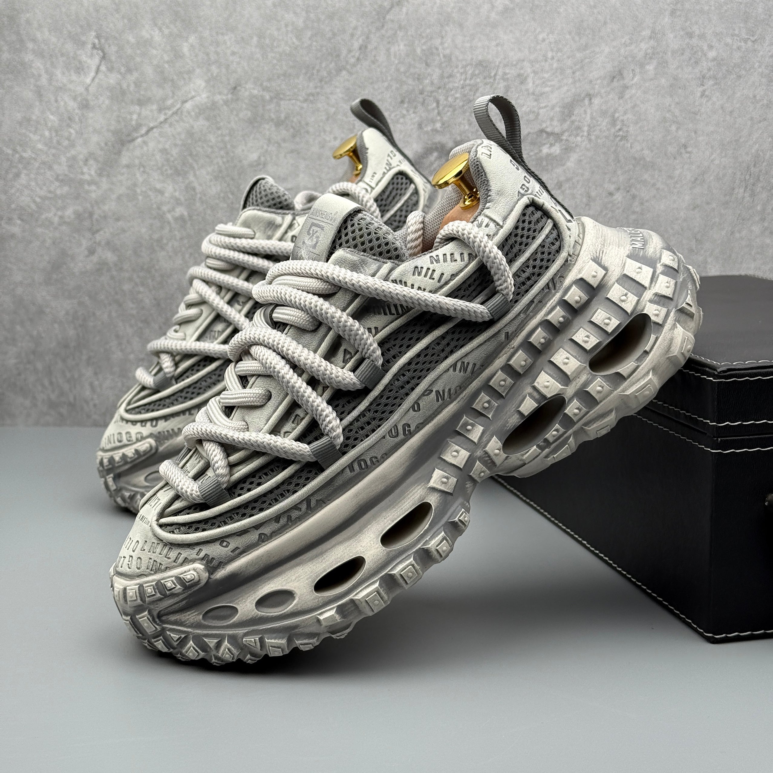 Hybriss RetroWeave White Gray– Retro Dad Shoes