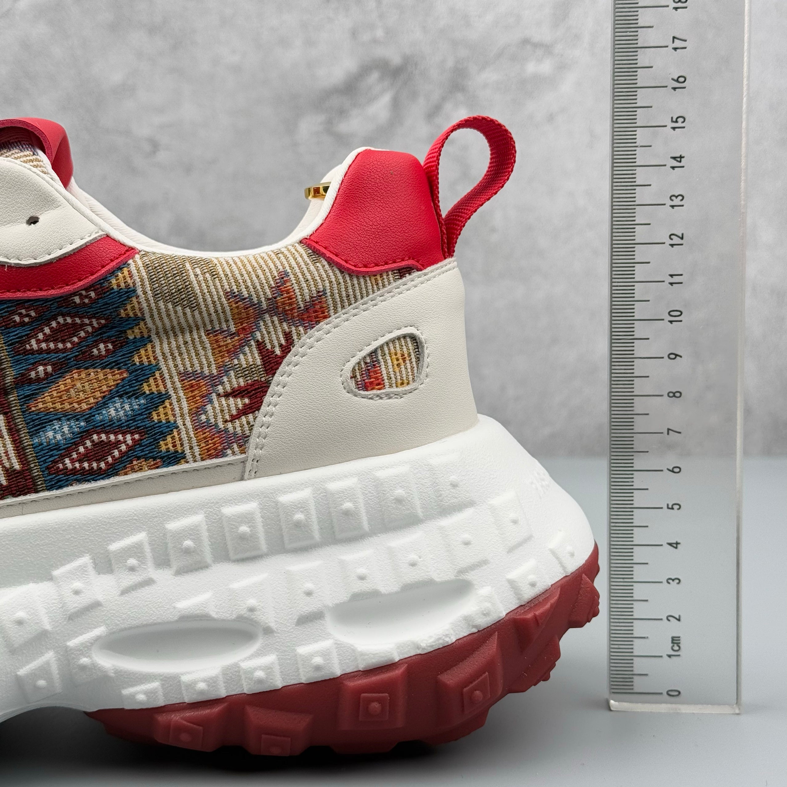 Hybriss EmbroLift Red– Youth Dad Shoes