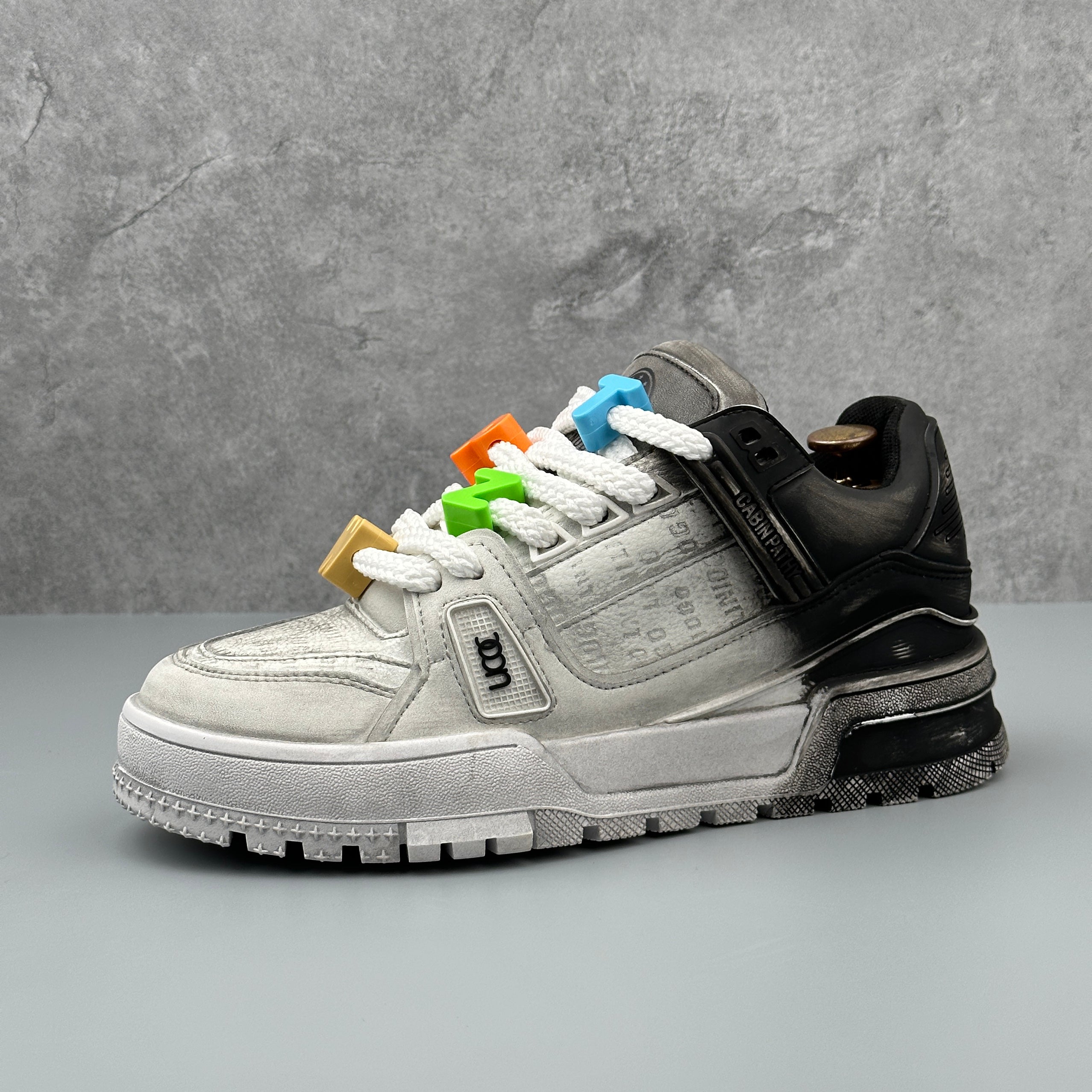 Hybriss EmbroCore Black White– PU & Mikrofaserleder Sneakers