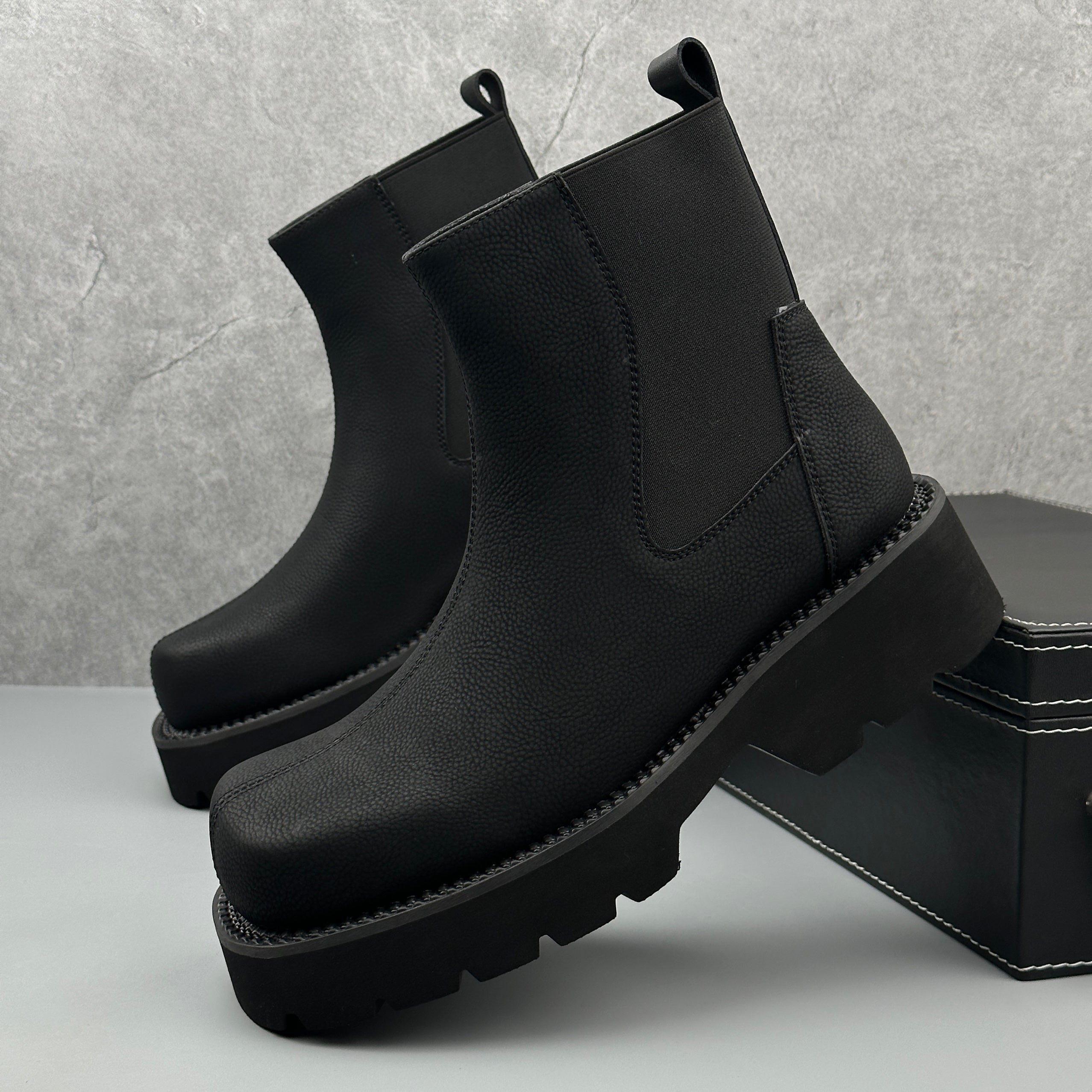 Hybriss Regent– British Style Chelsea Boots