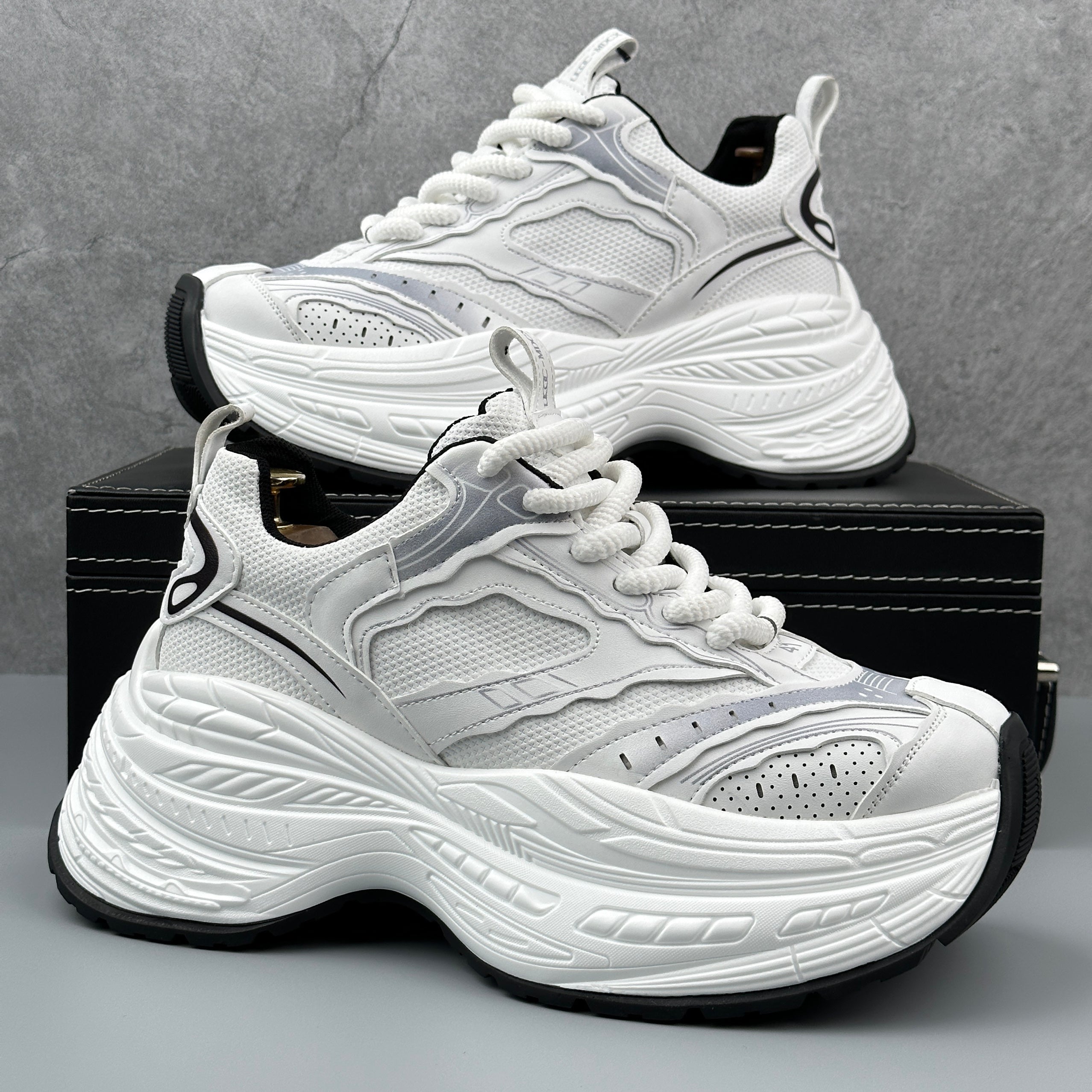 Hybriss ElevateMesh White– Youth Dad Shoes