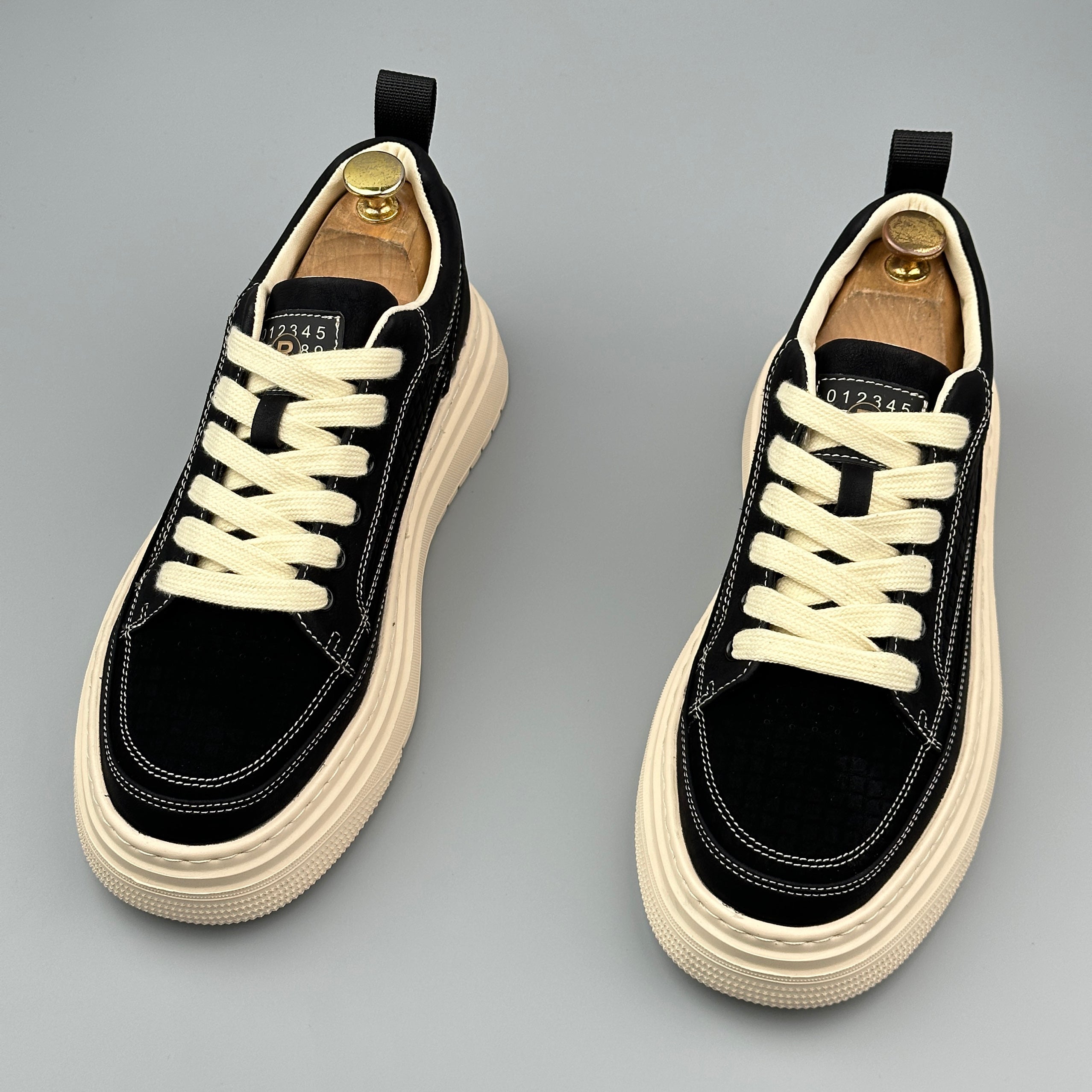 Hybriss ThreadLine – Schlichte Mikrofaserleder Sneakers