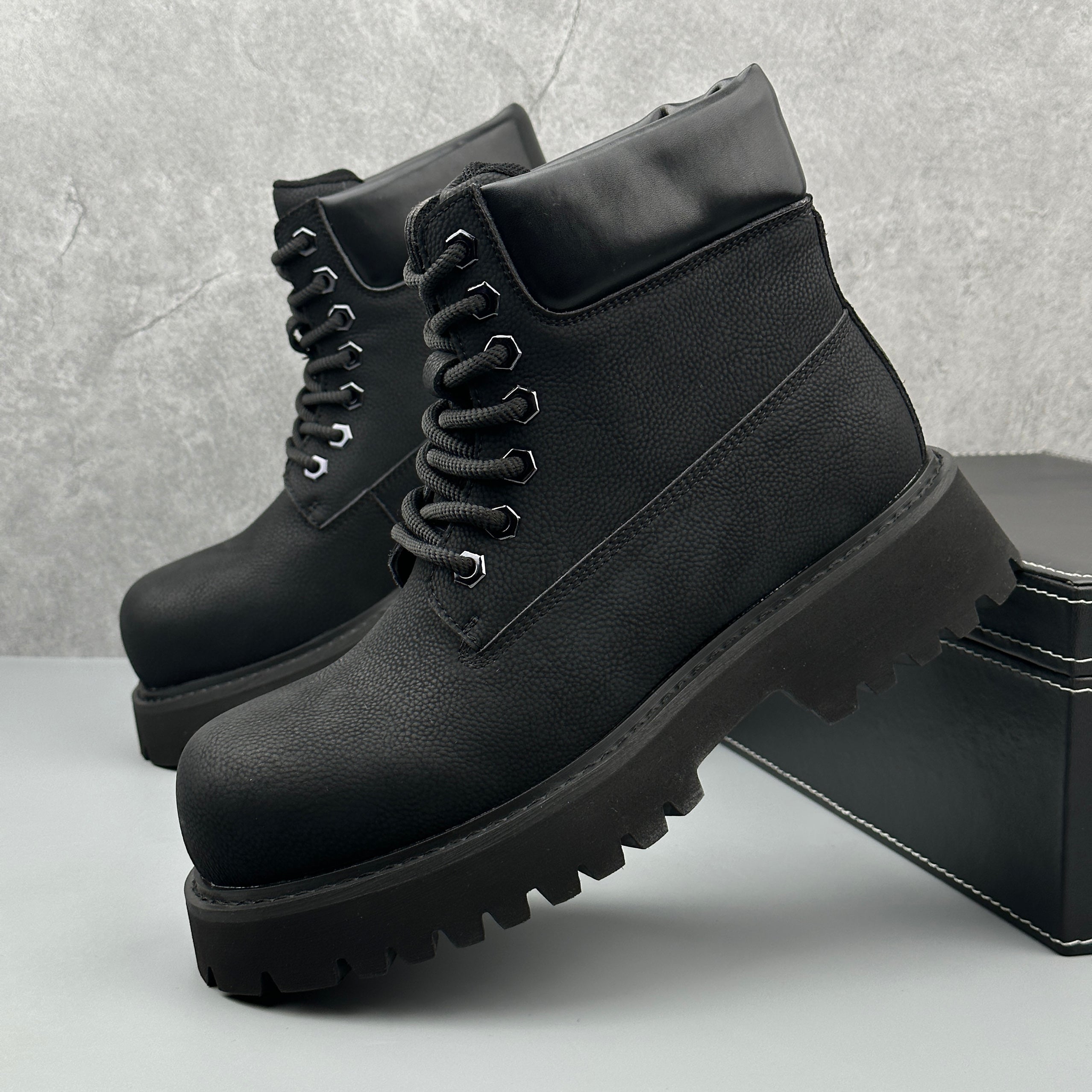 Hybriss Terra Black– Leisure Martin Boots
