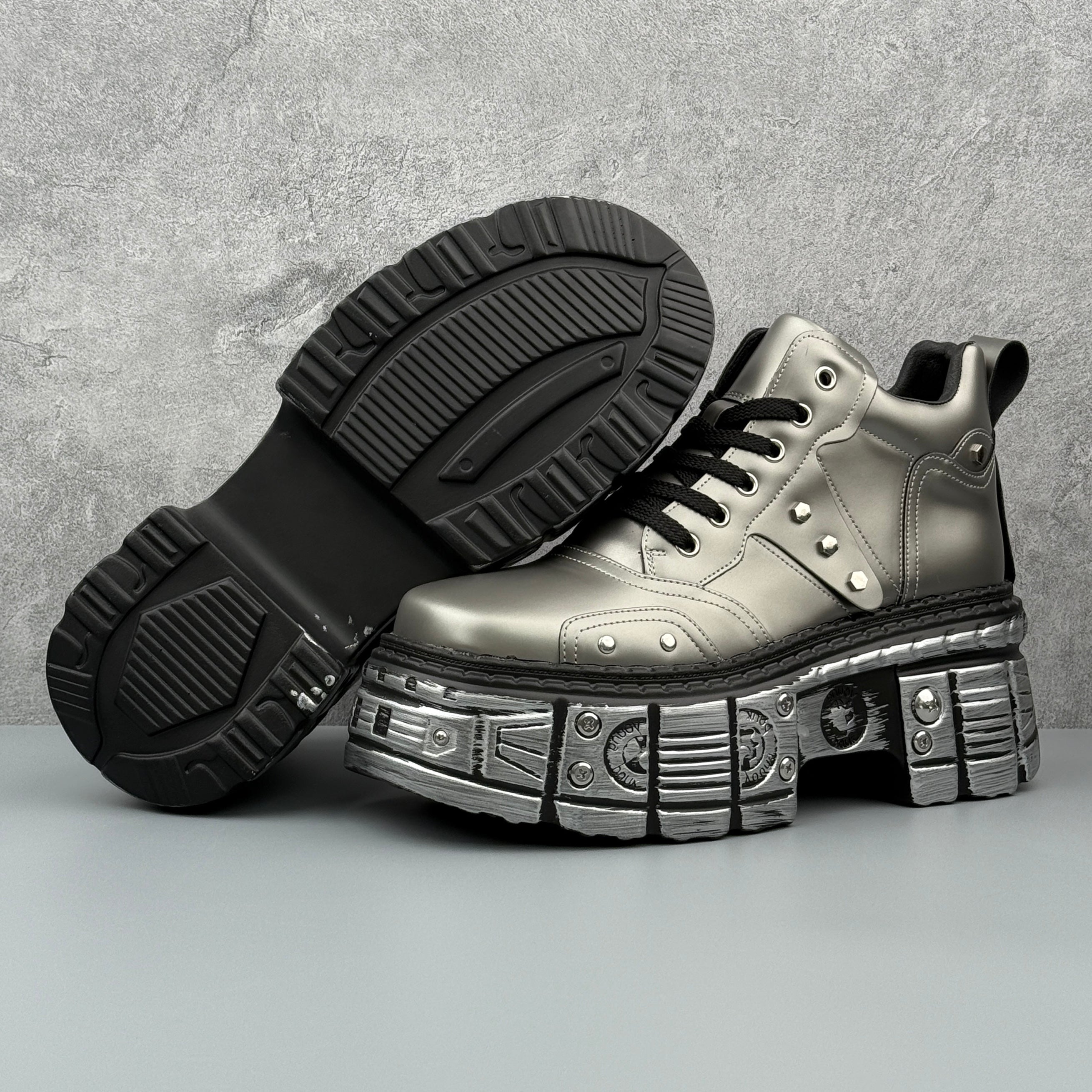 Hybriss Riot– Punk Martin Boots