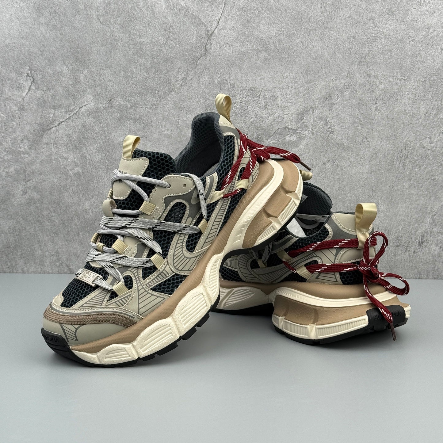 HYBRISS TETHER 06