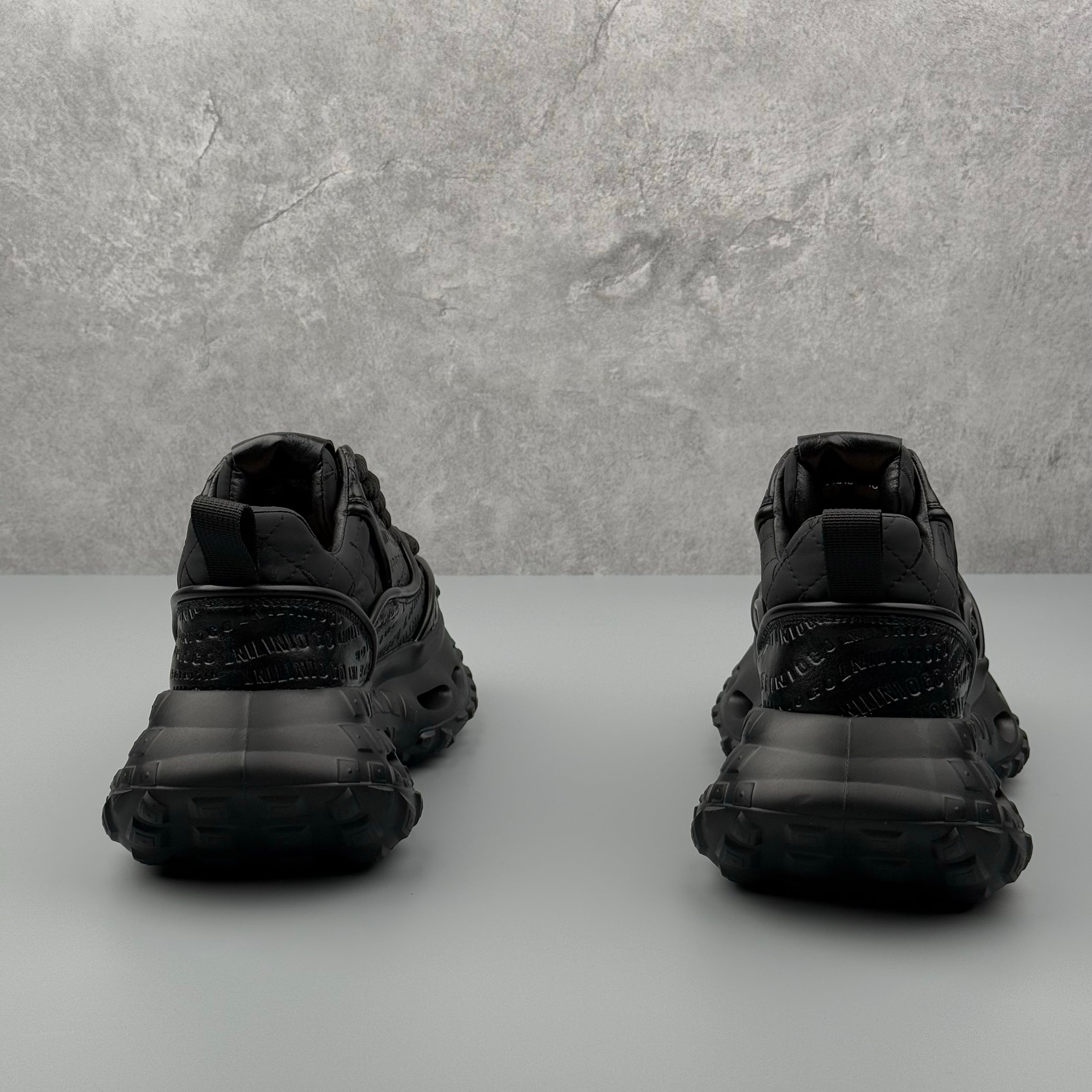 Hybriss CoreLift Black– Youth Dad Shoes