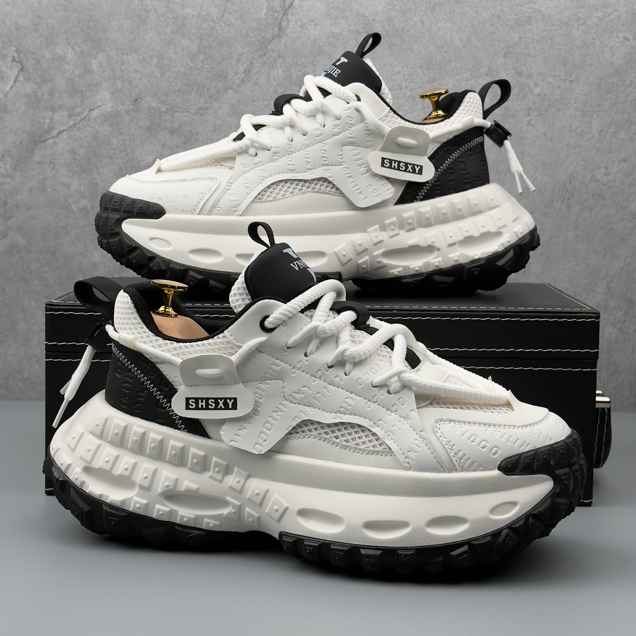 Hybriss SportWeave Black White– Sporty Dad Shoes