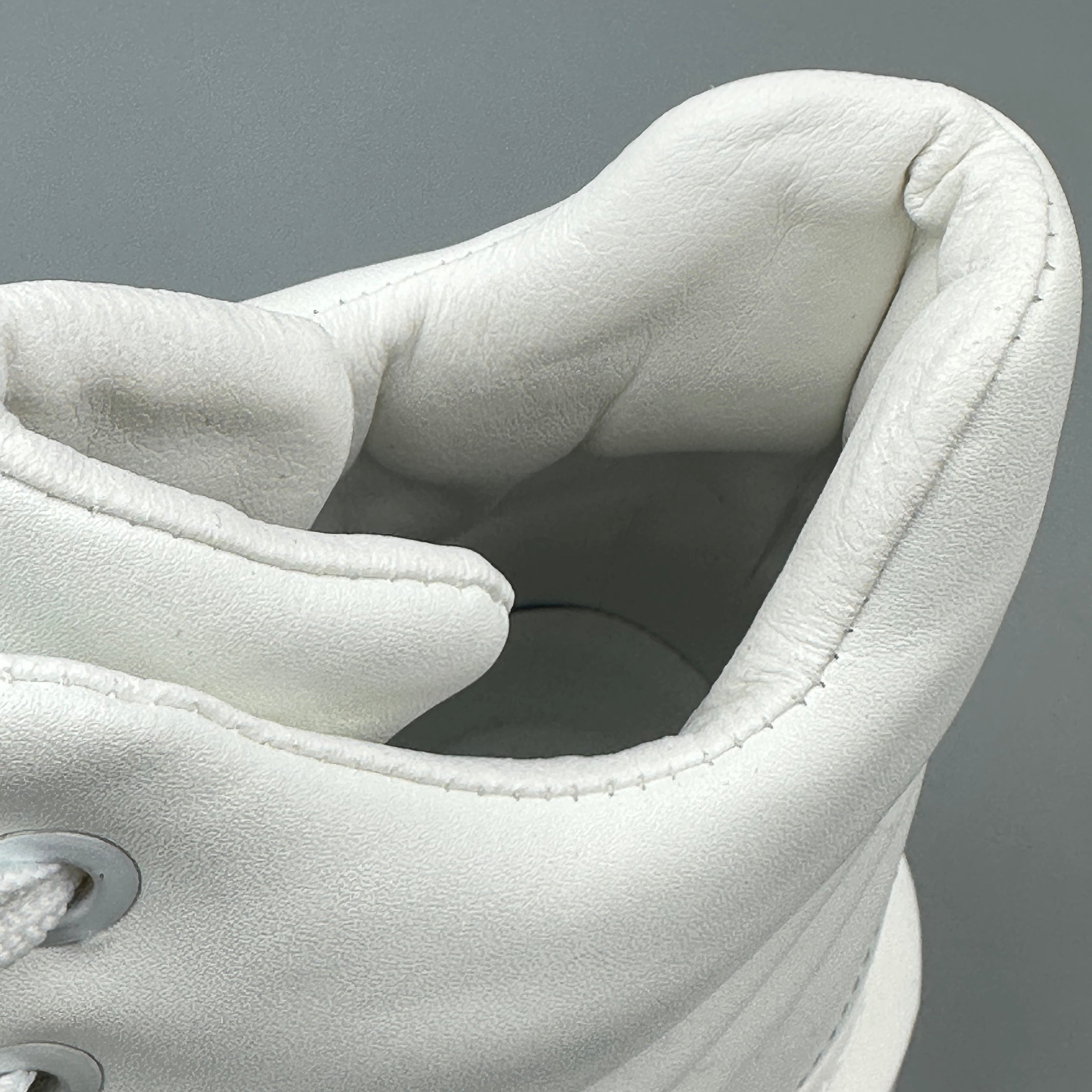 Hybriss Vortex White– Korean Style High-Top Boots