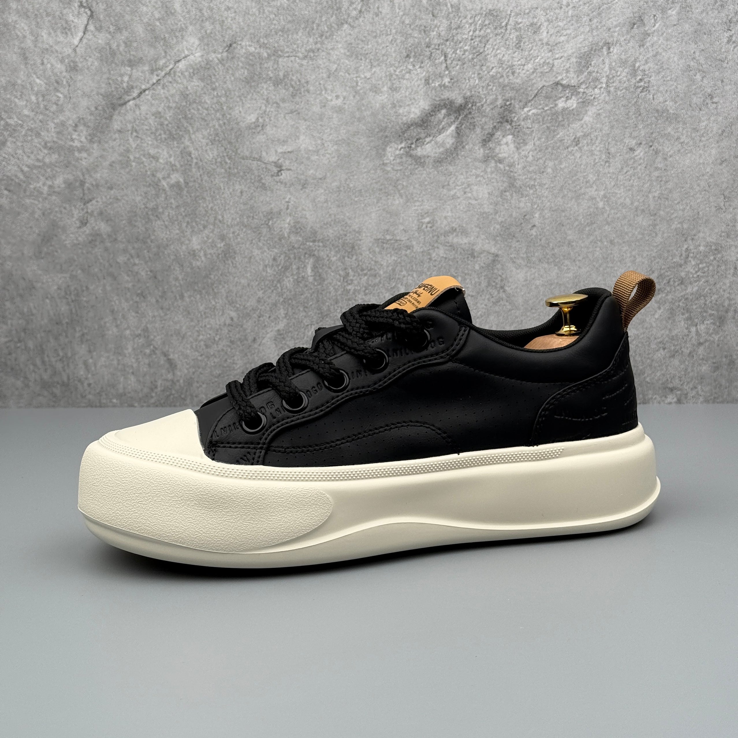 Hybriss StitchLine Black– Stoff & Mikrofaserleder White Shoes