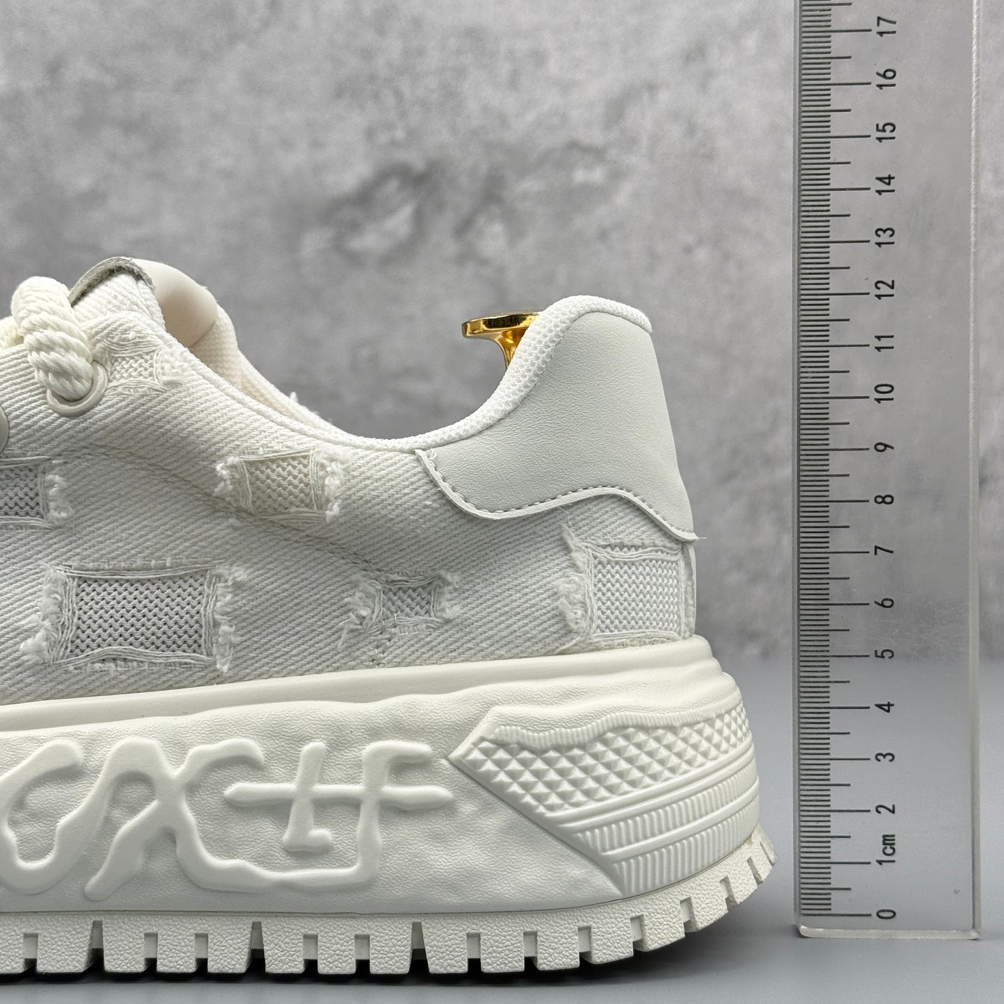 Hybriss VANDAL-X Distressed Sneaker
