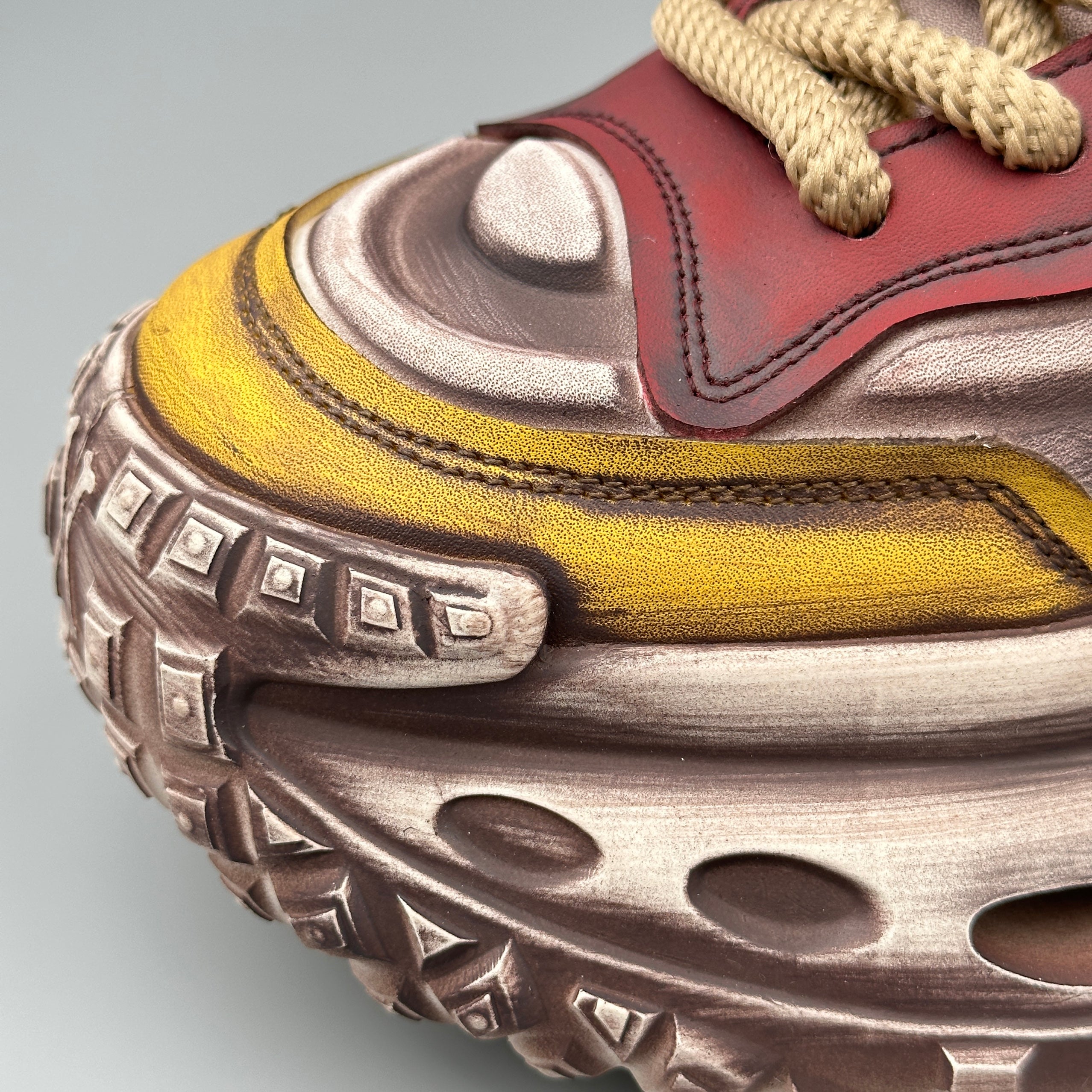 Hybriss RetroPlain – Retro Dad Shoes