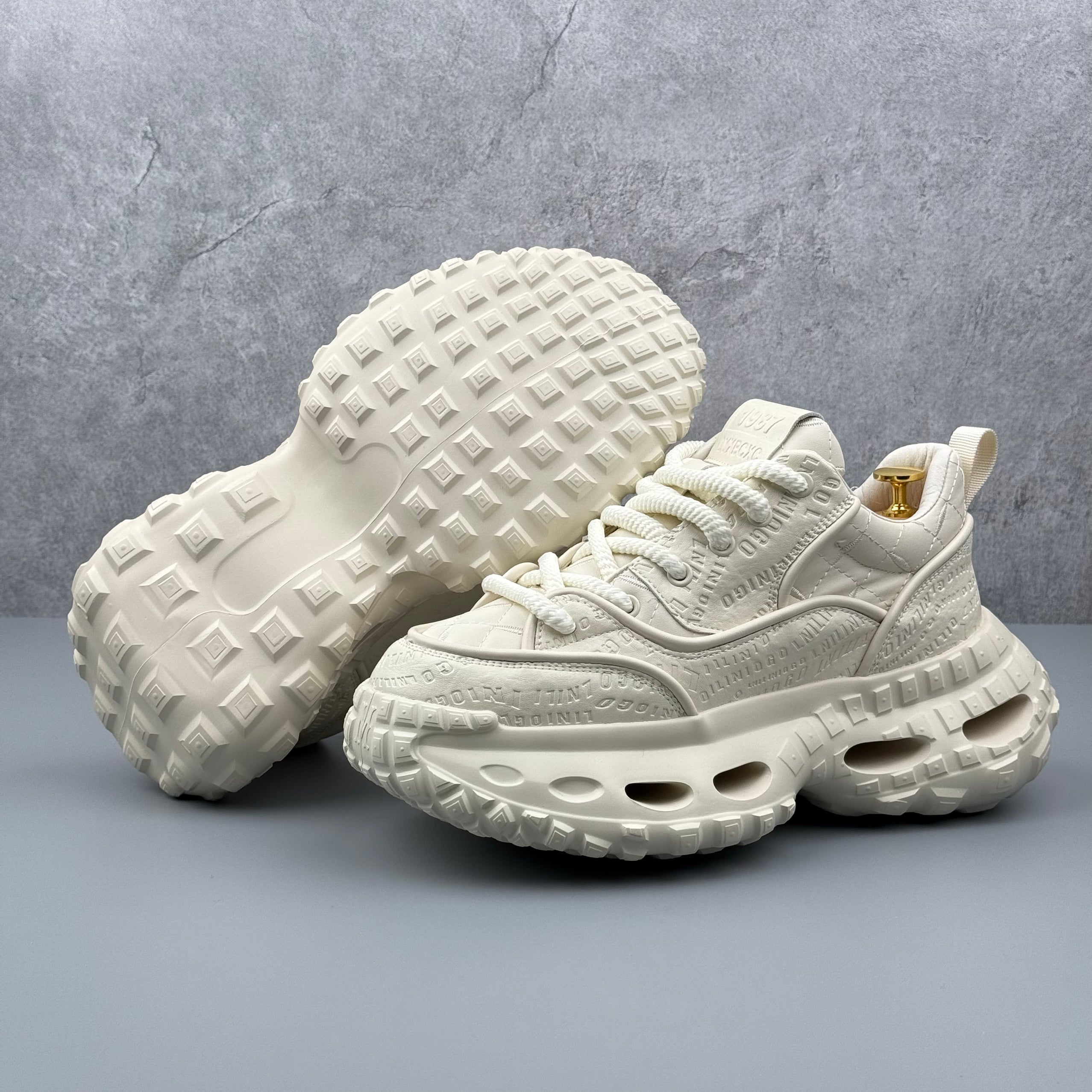 Hybriss CoreLift Off-White– Youth Dad Shoes