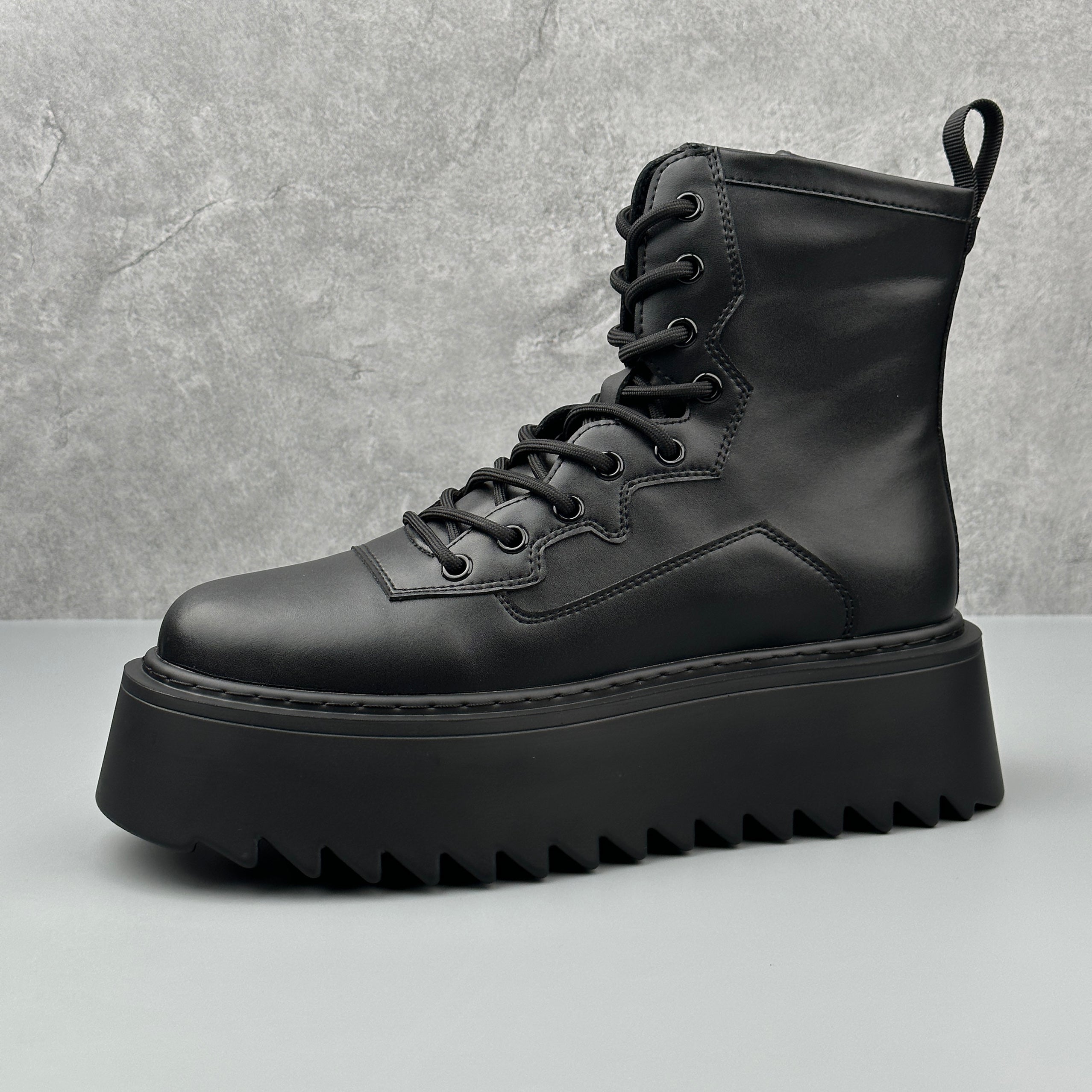 Hybriss Zenith Black– Korean Style High-Top Sneakers