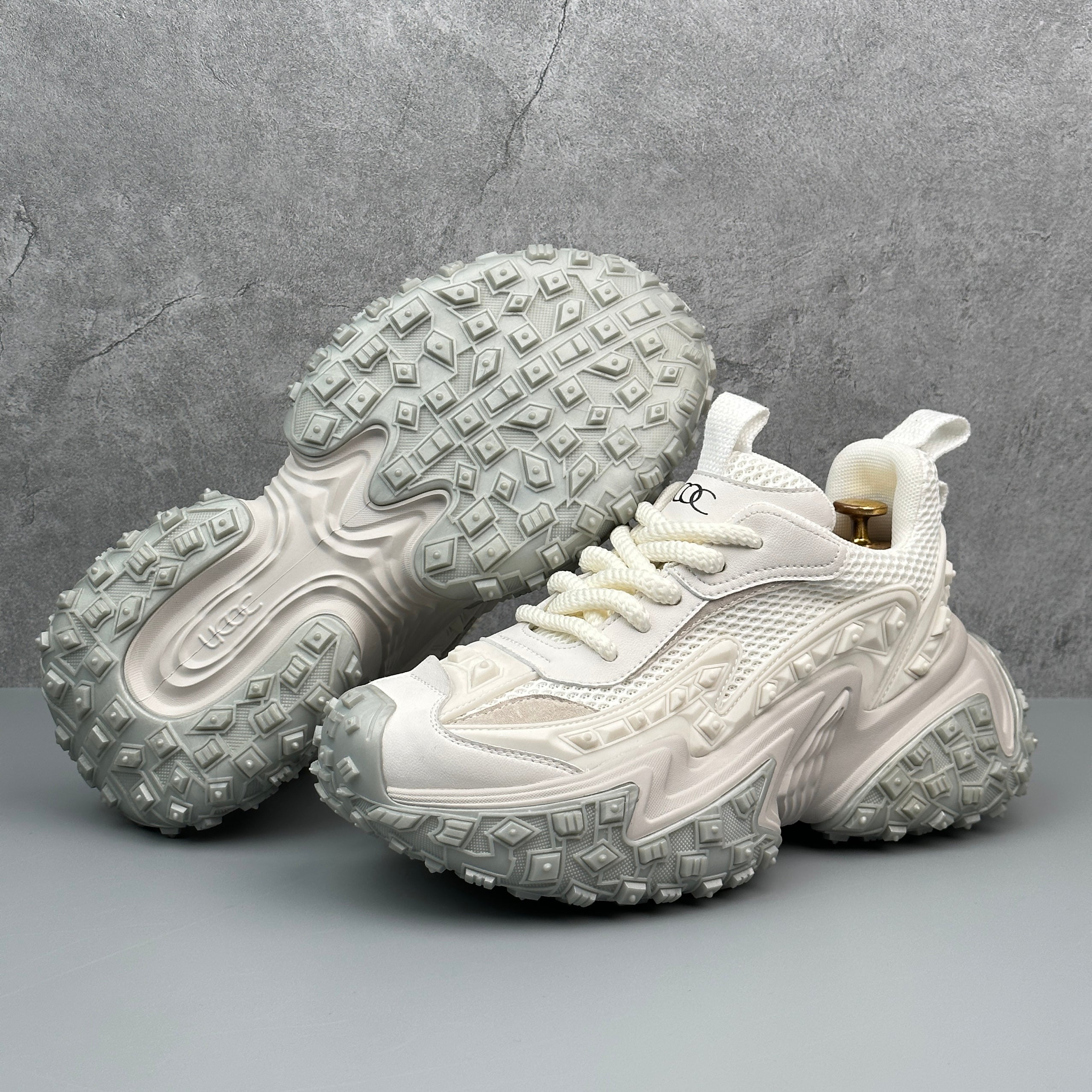 Hybriss Cabuncci GranuleX White– Youth Dad Shoes