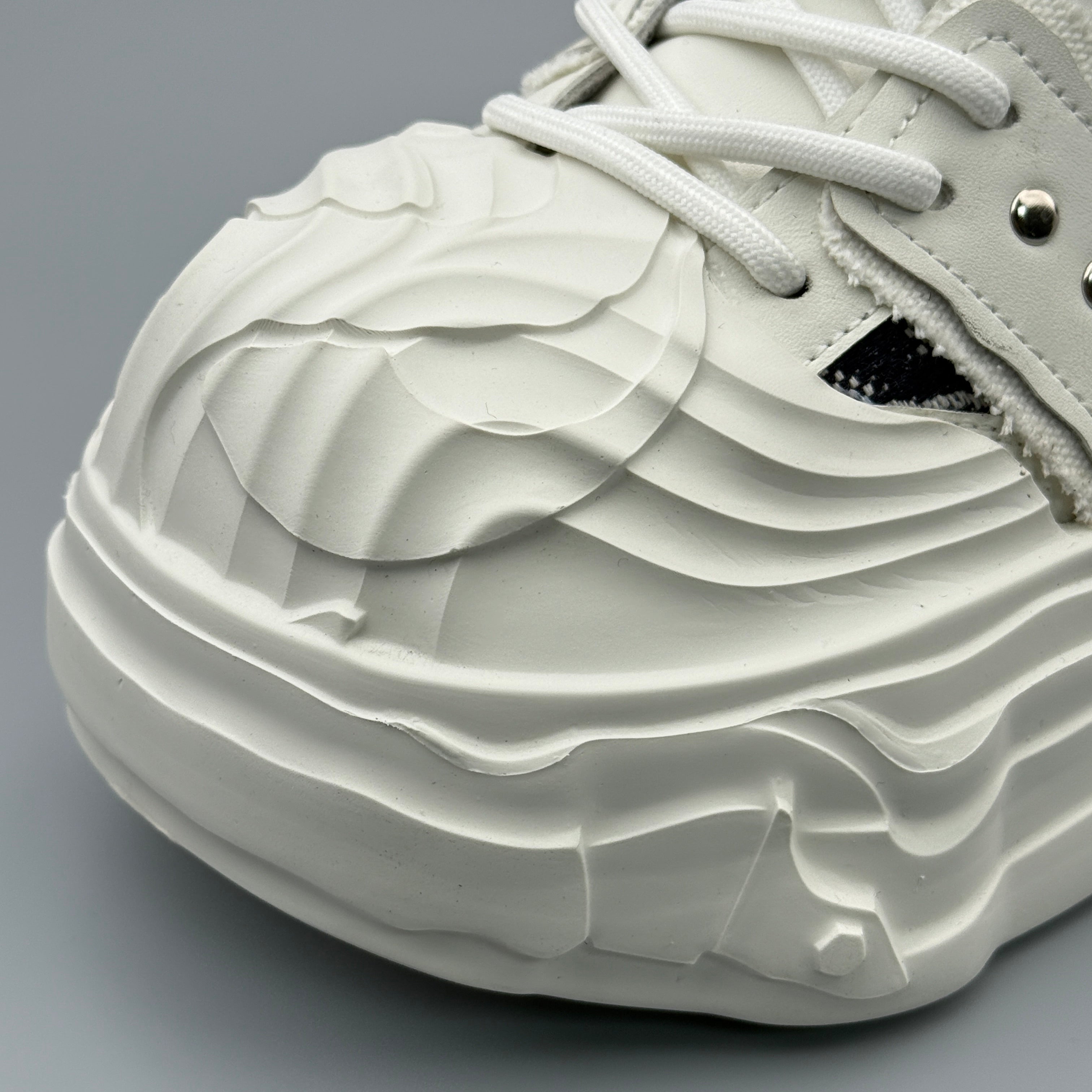 Hybriss Splice– Multi-Material Martin Boots