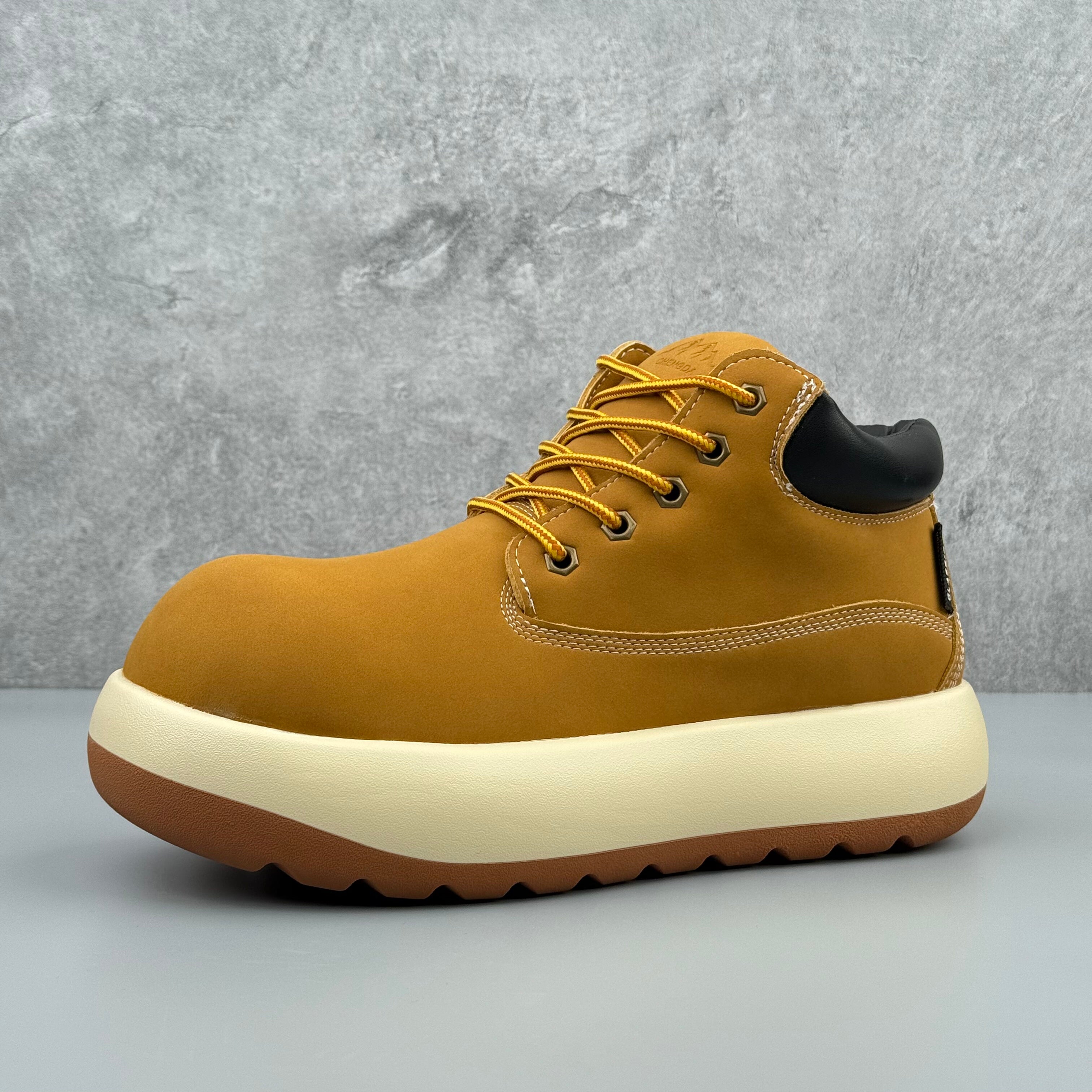 Hybriss Crest Camel– Winter Martin Boots