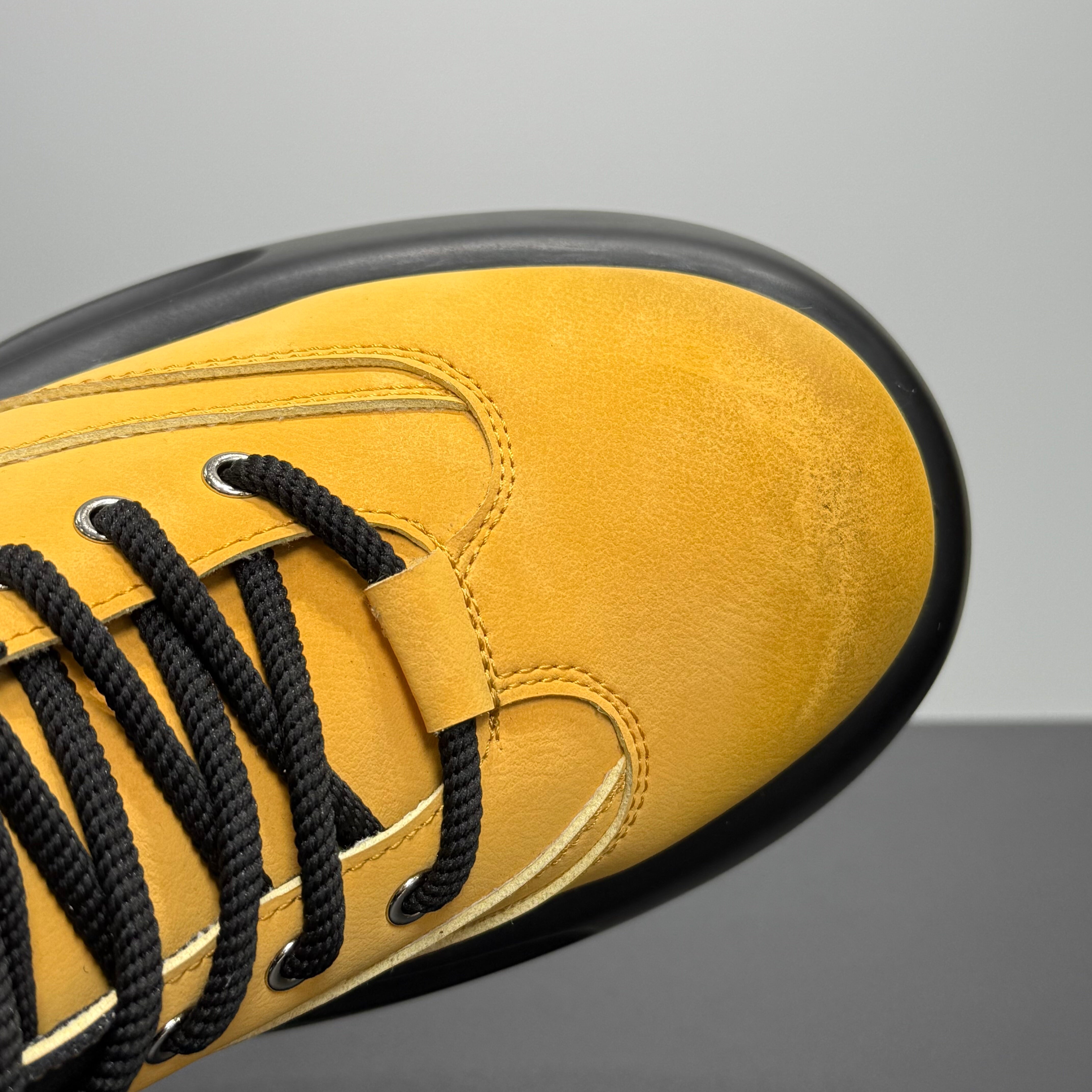 Hybriss Stride– Winter Martin Boots im Dr. Martens Stil