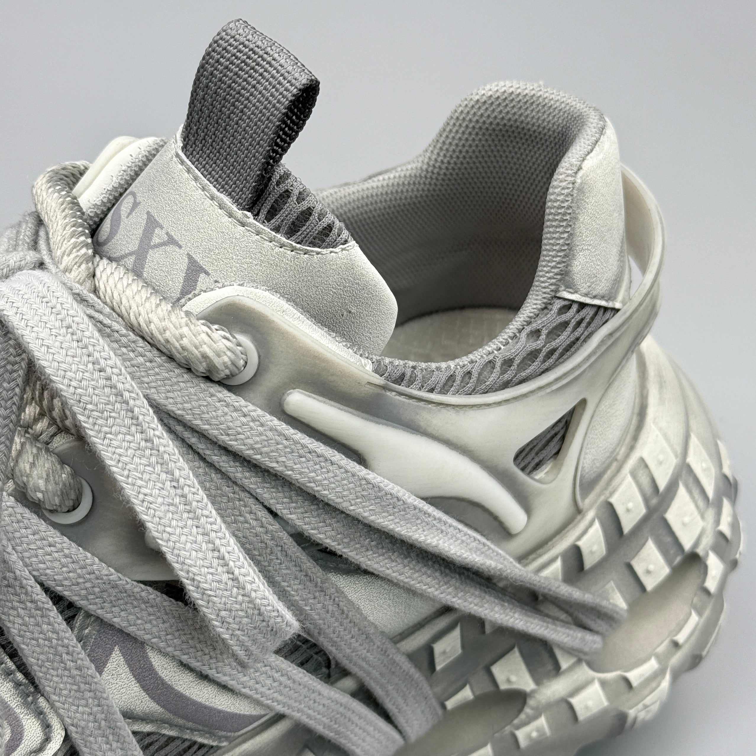 Hybriss UCOC ThreadLift– Retro Dad Shoes