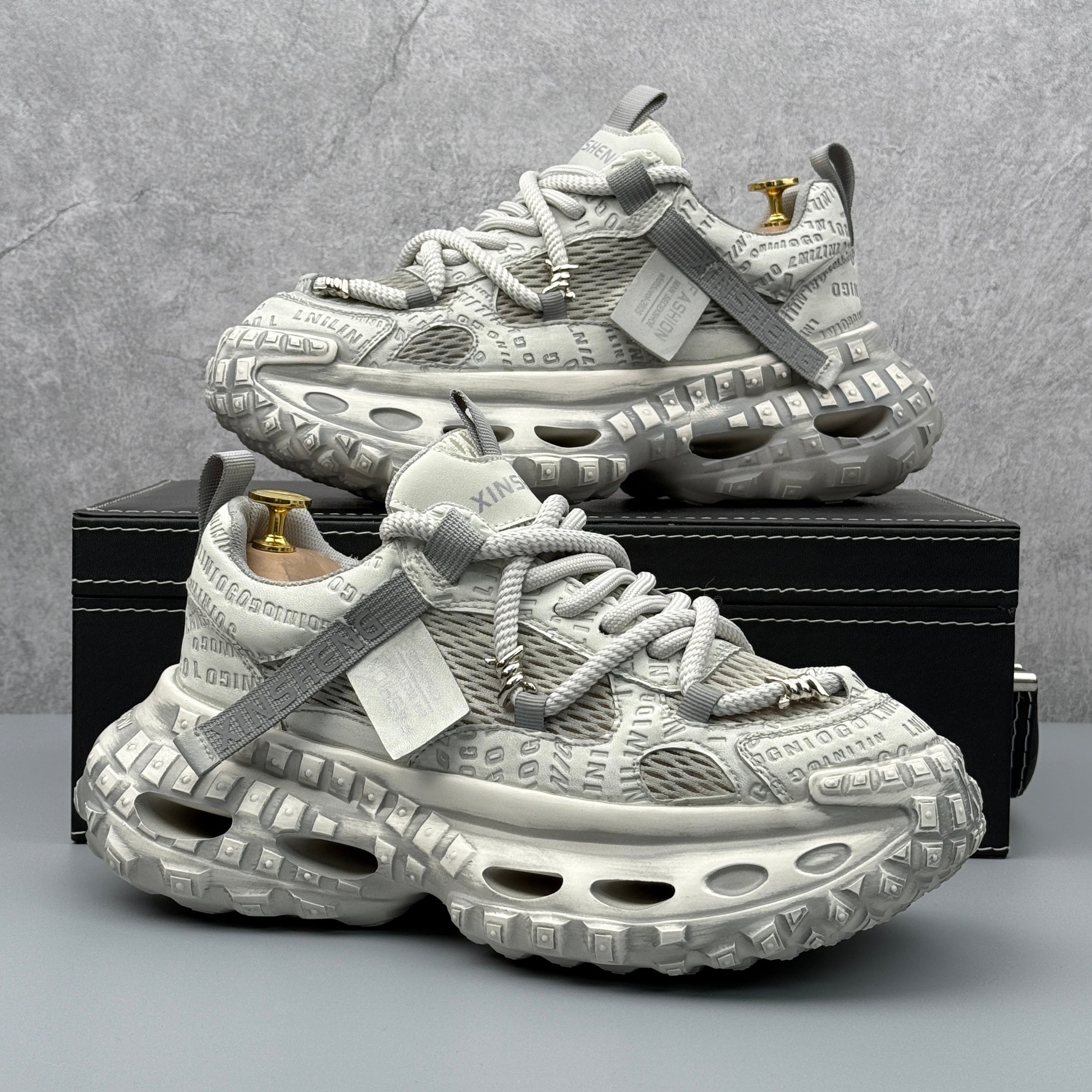 Hybriss UCOC ThreadRise White Gray– Retro Dad Shoes