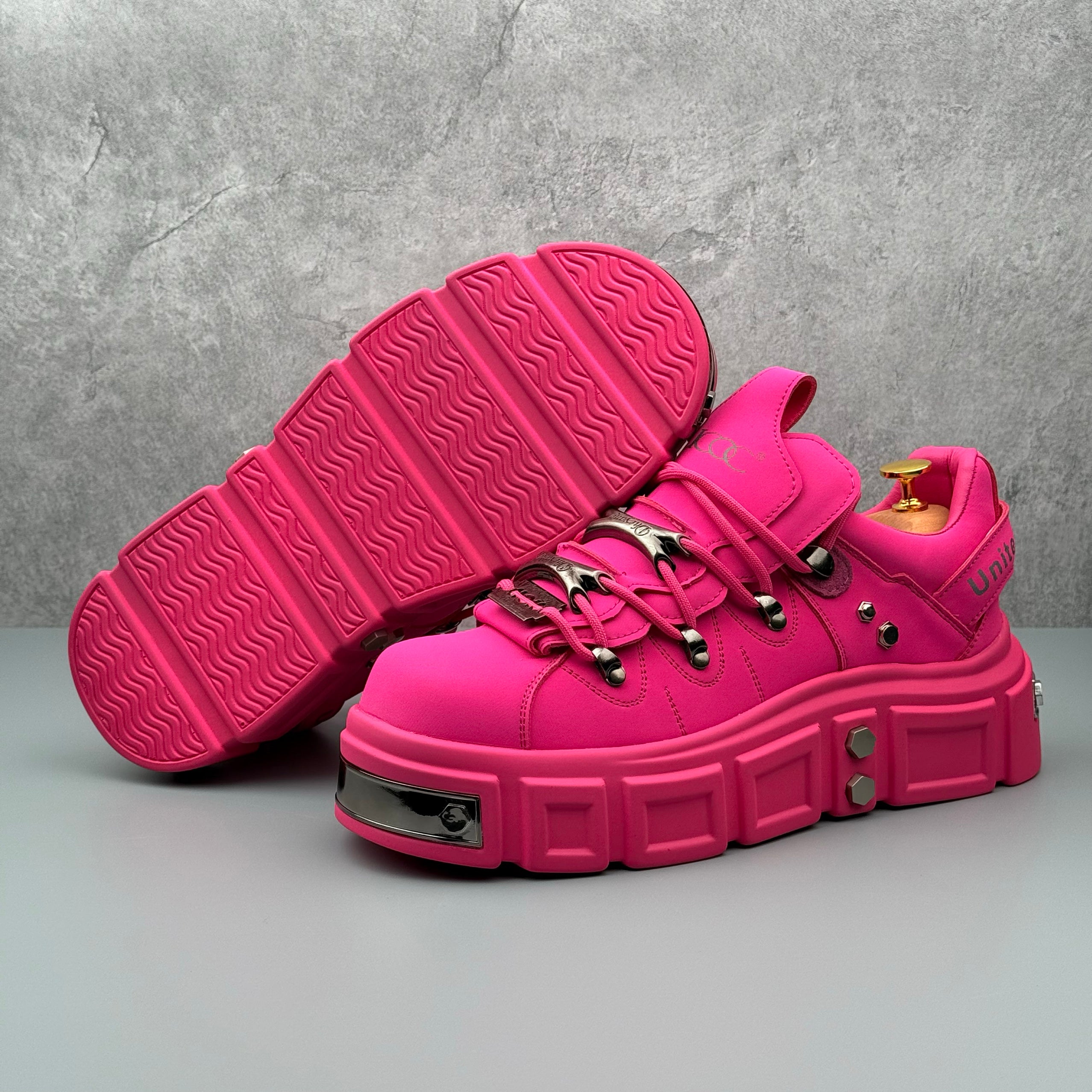 Hybriss Cabuncci PunkWeave Dragon Fruit– Punk Sneakers