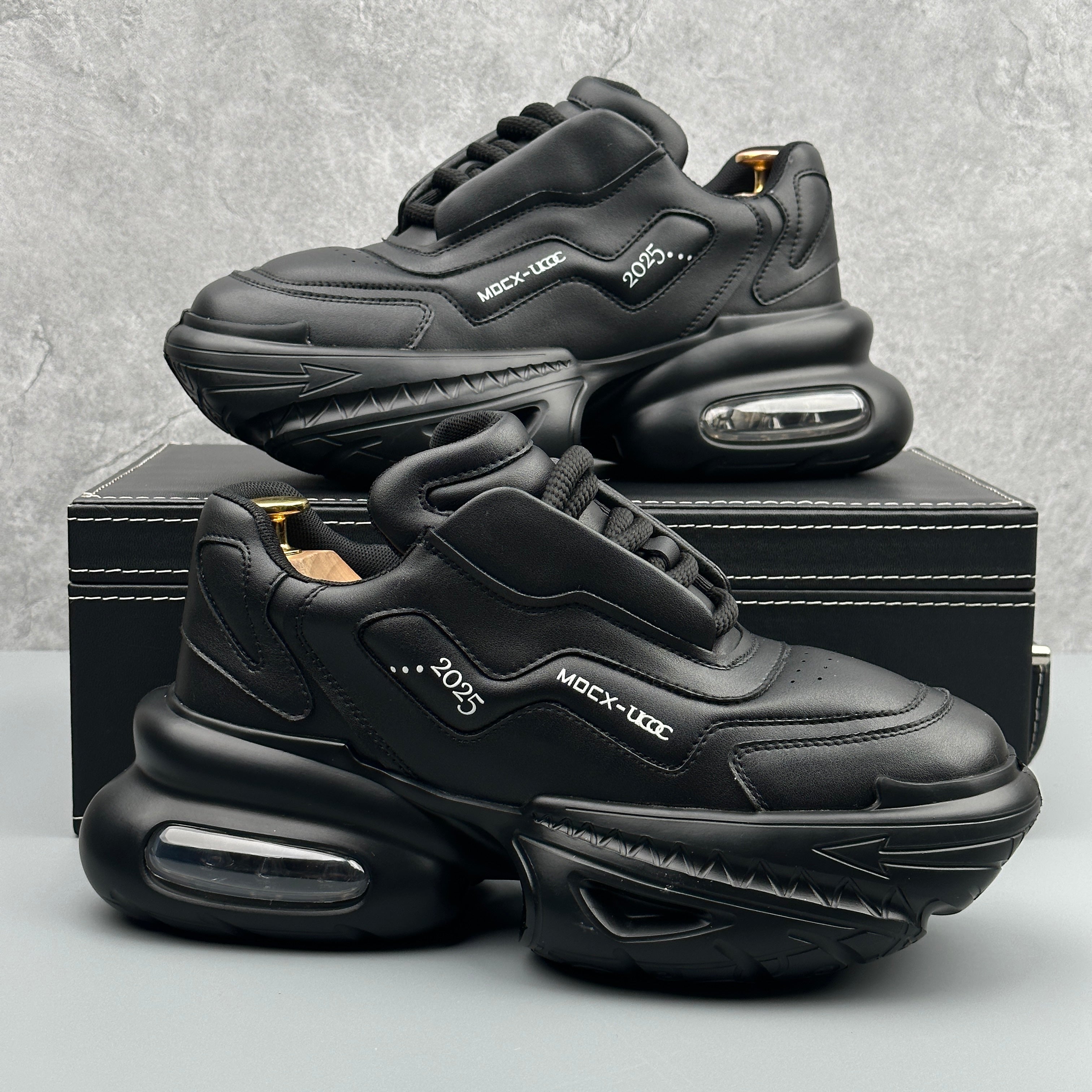 Hybriss DailySplice Black– Dad Shoes