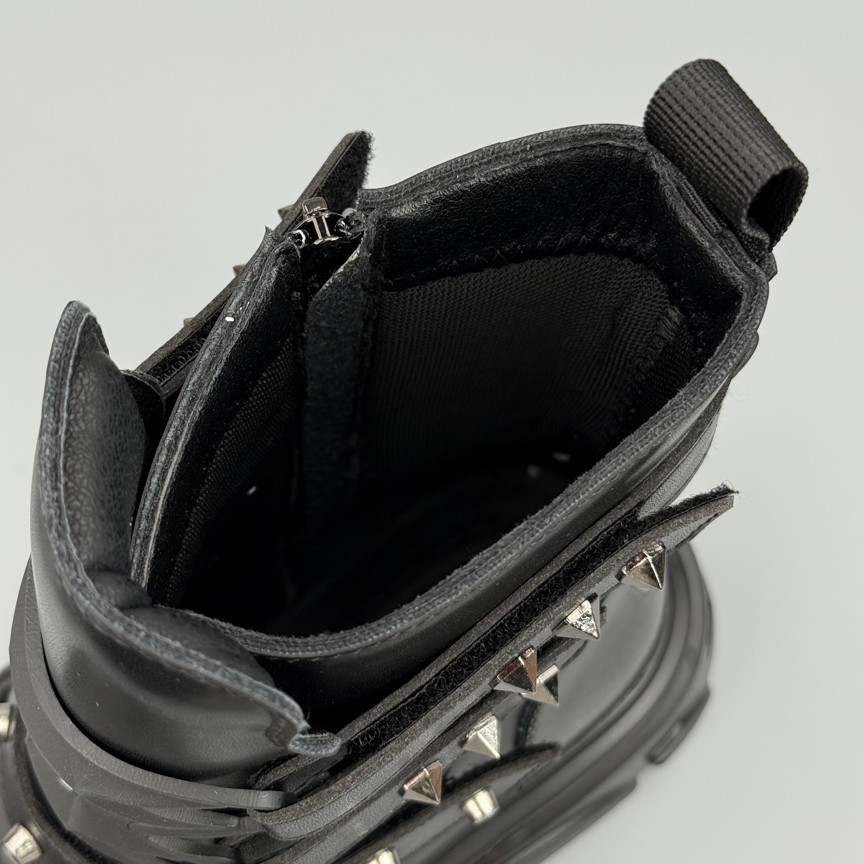 Hybriss Aegon– Retro Silber Martin Boots