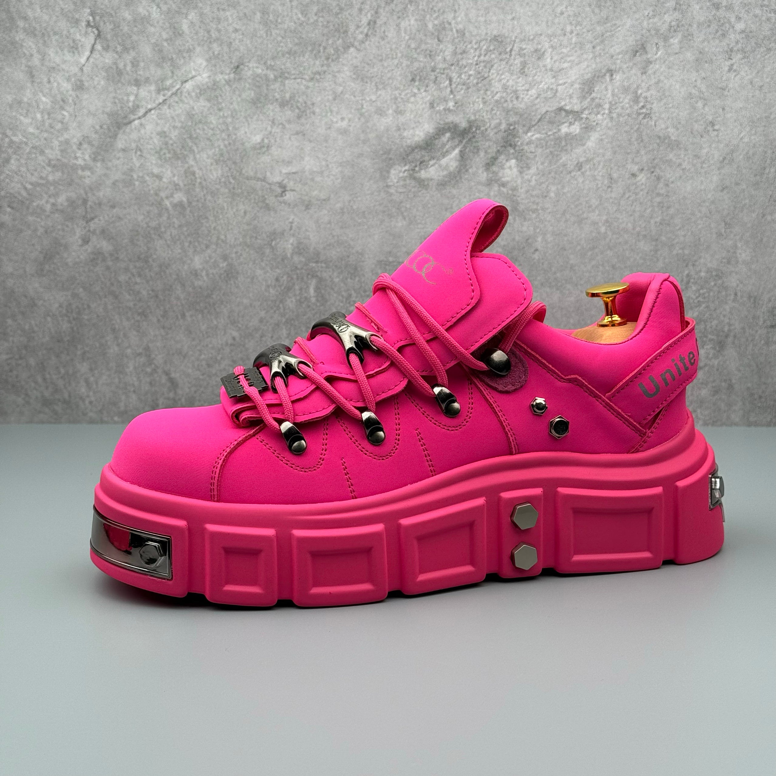 Hybriss Cabuncci PunkWeave Dragon Fruit– Punk Sneakers